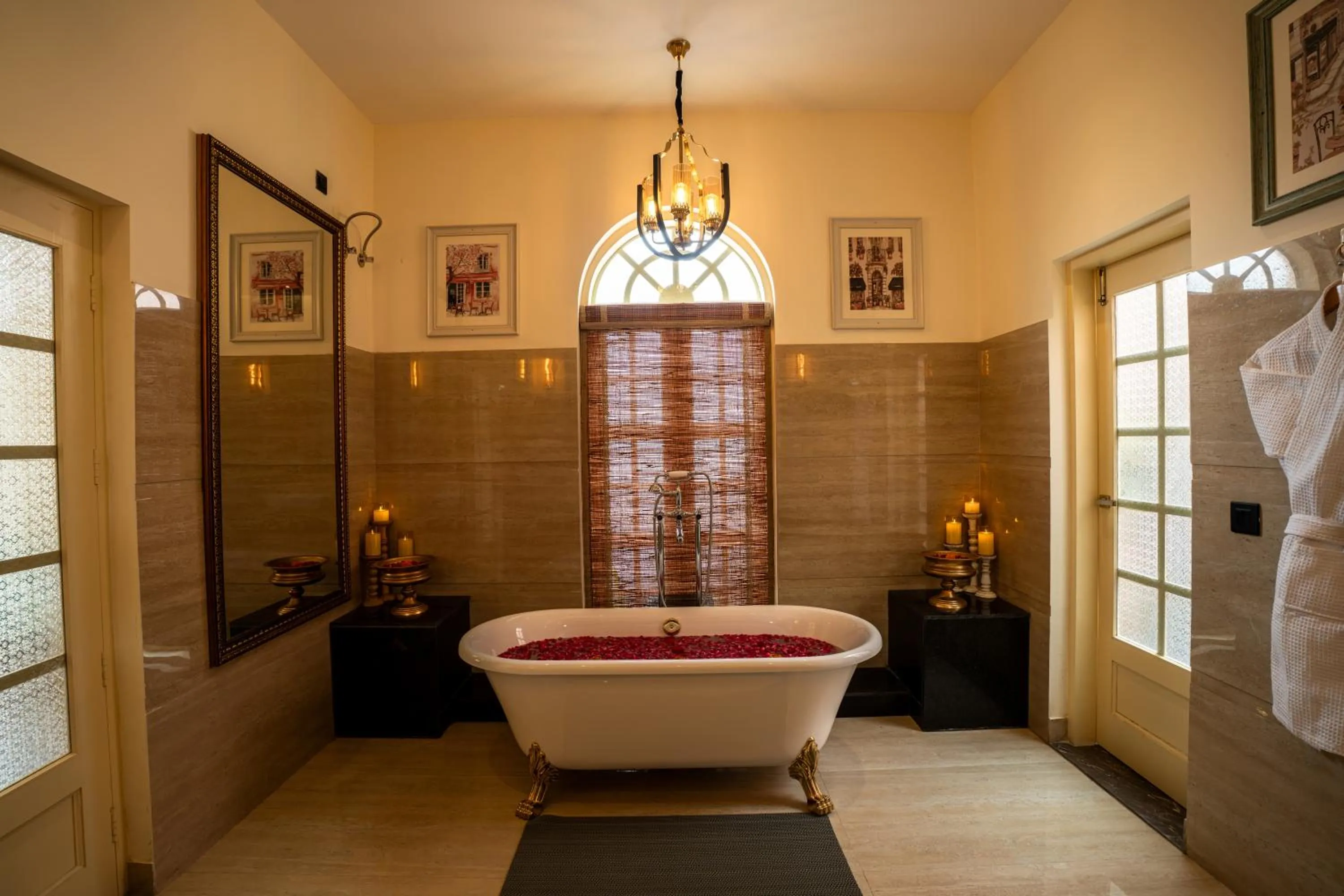 Bath in Dolce Vita - Luxury Vacation Villas