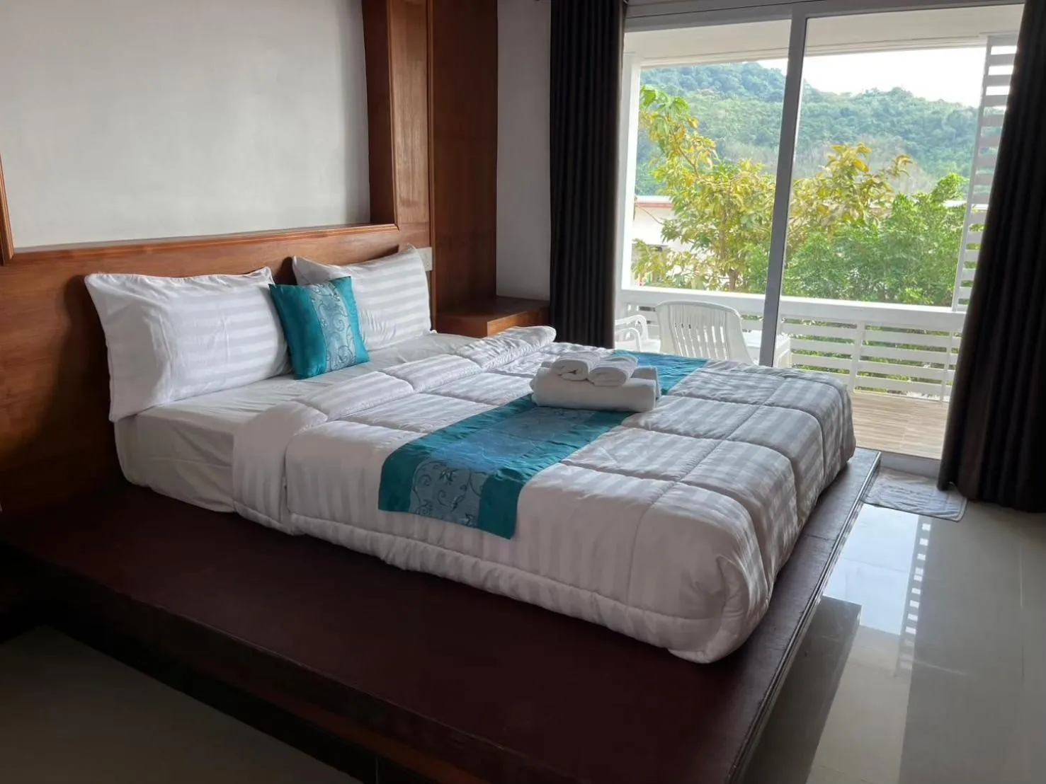 Photo of the whole room, Bed in Phulanta Resort
