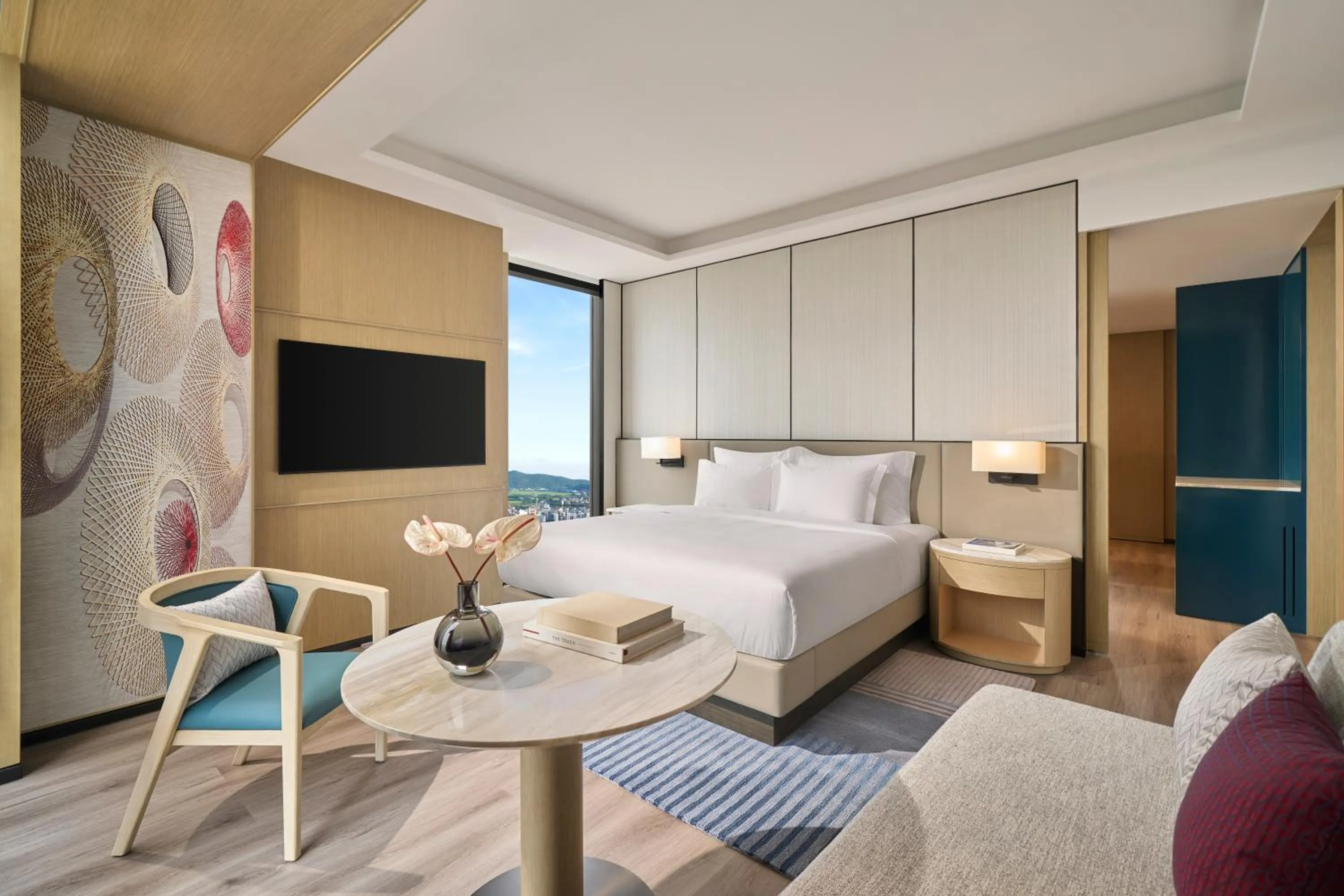 Bedroom, Bed in Vinpearl Hotel Bắc Ninh