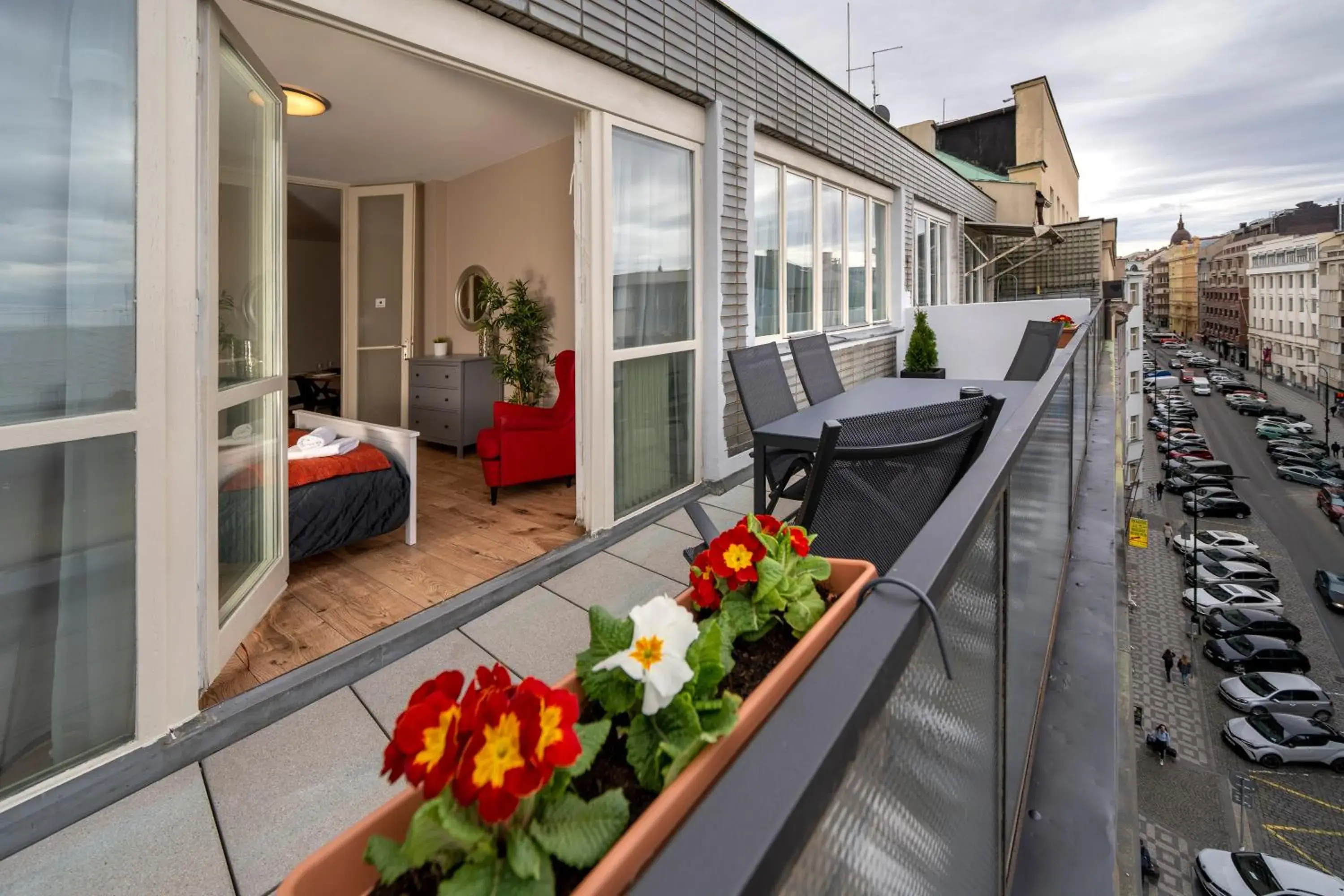 Balcony/Terrace in New Town - Apple Apartments