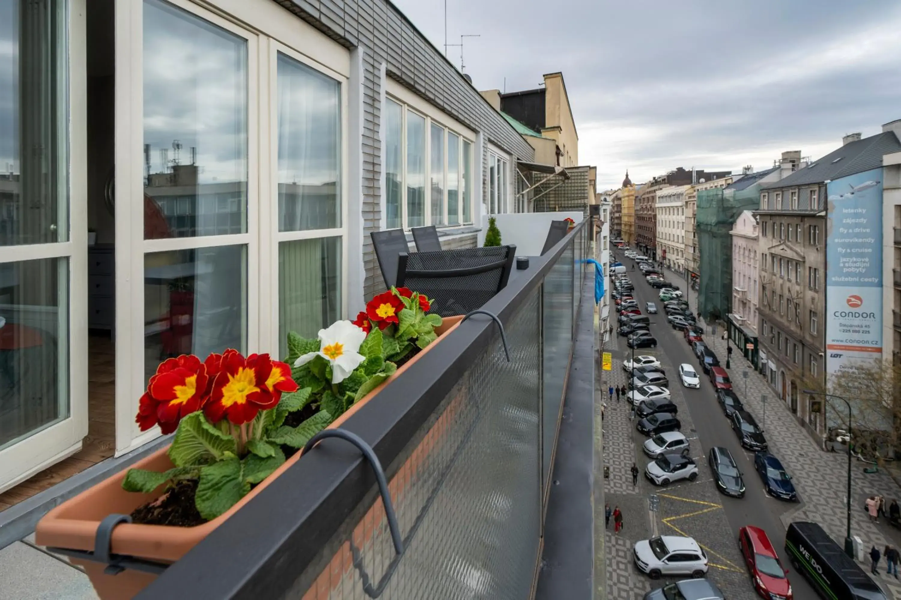 Balcony/Terrace in New Town - Apple Apartments