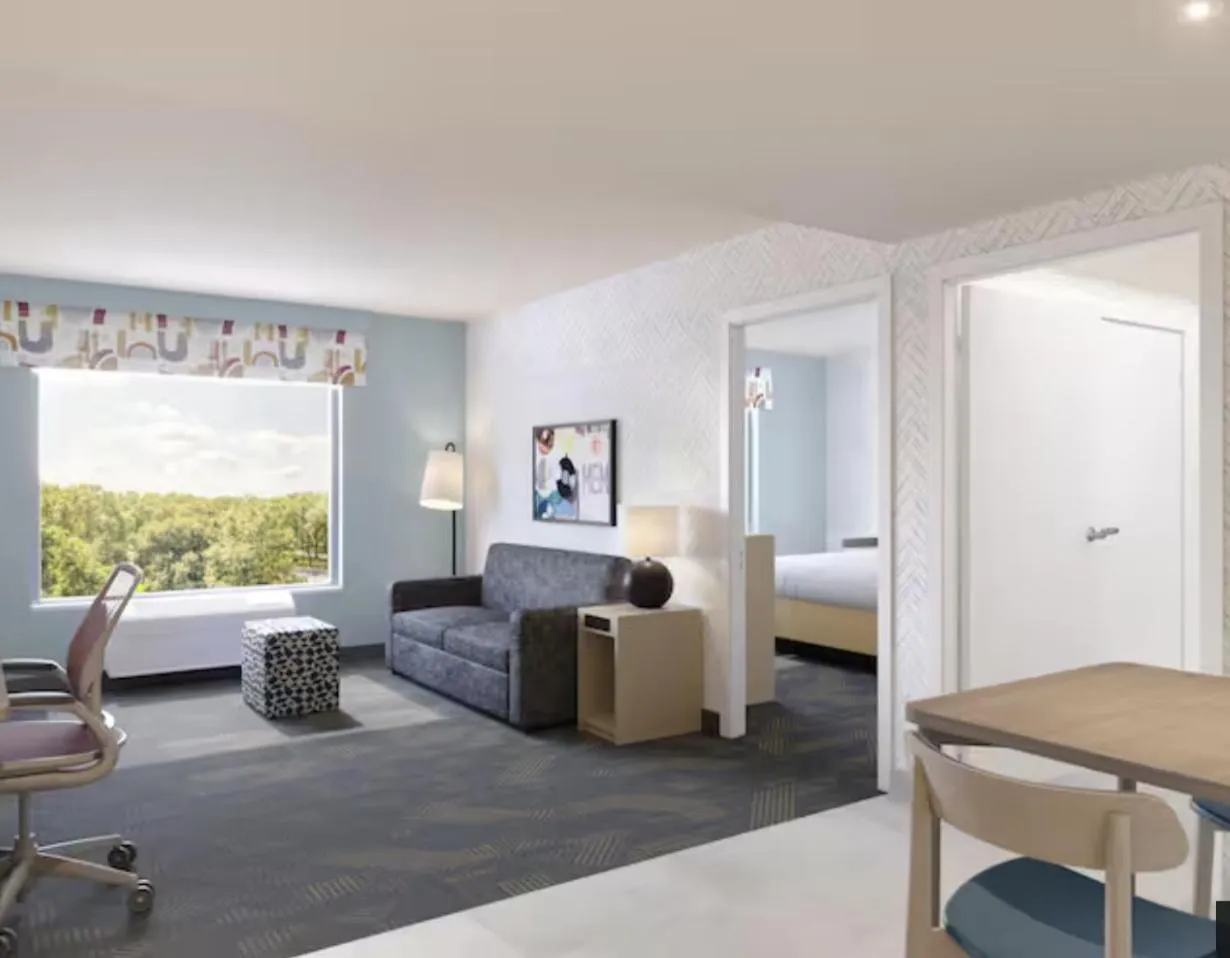 Bed in Home2 Suites By Hilton Calera