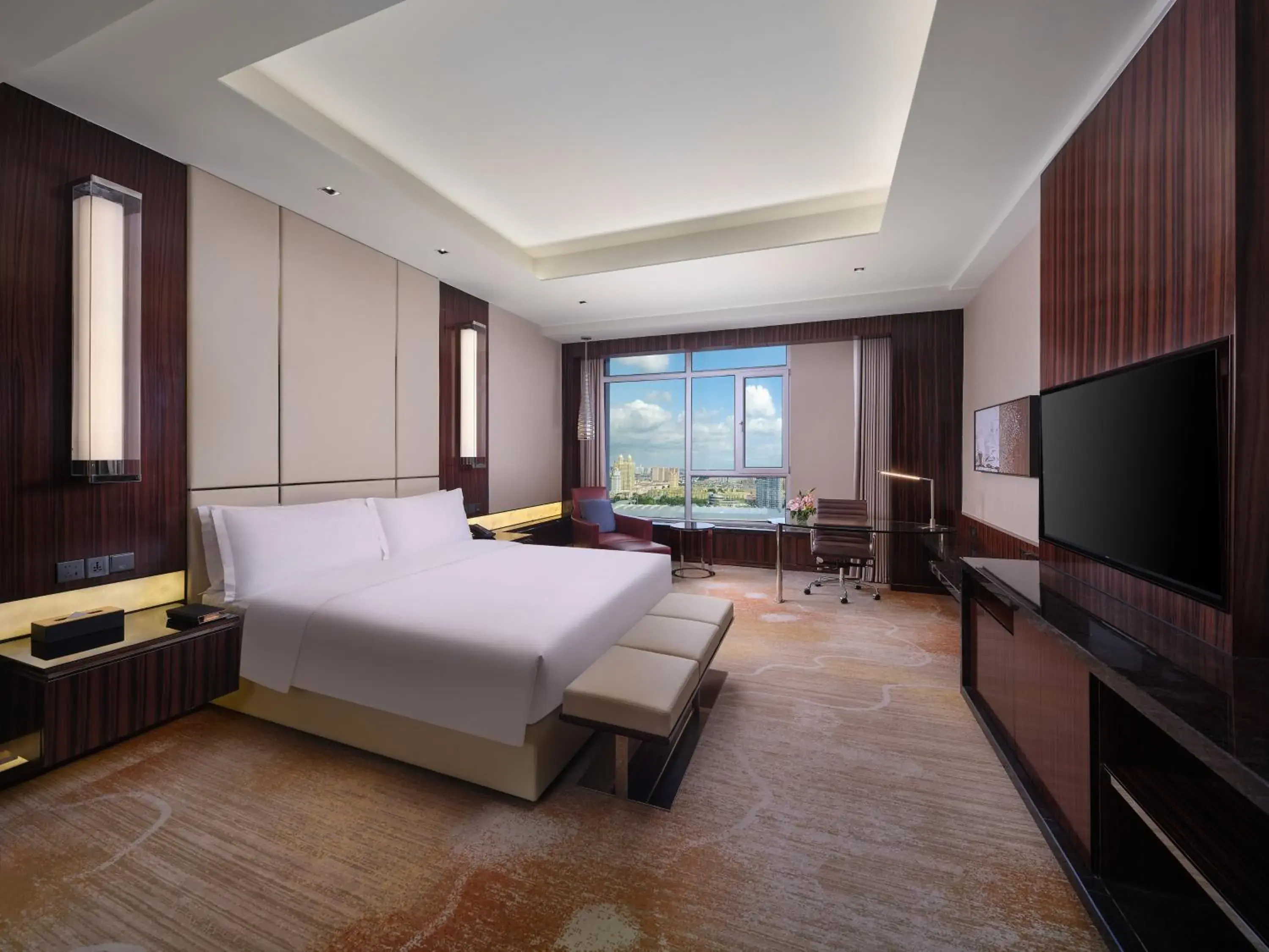 King Room - High Floor in Hilton Harbin Exhibition Center King Room - High Floor in Hilton Harbin Exhibition Center