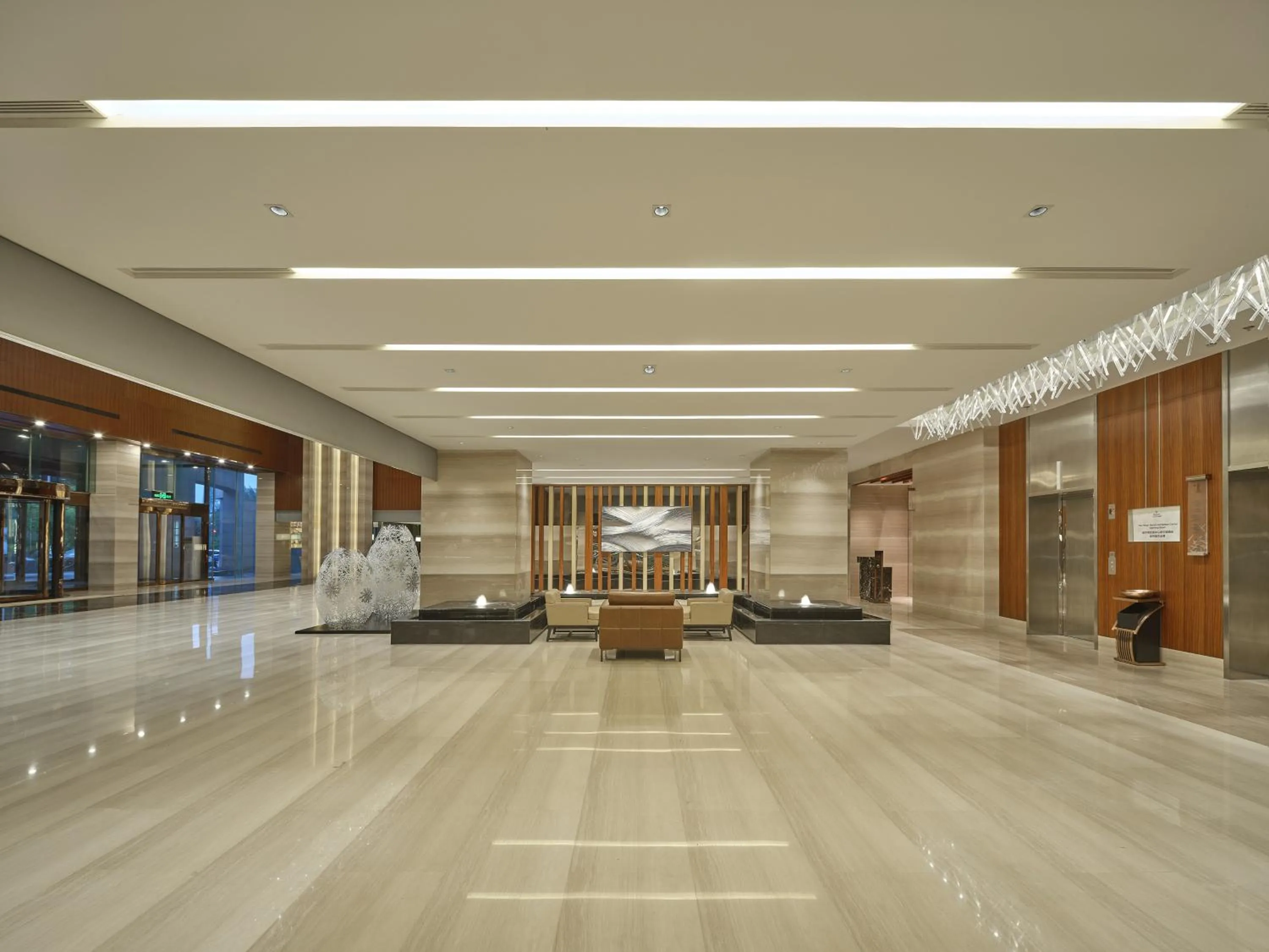 Lounge or bar in Hilton Harbin Exhibition Center