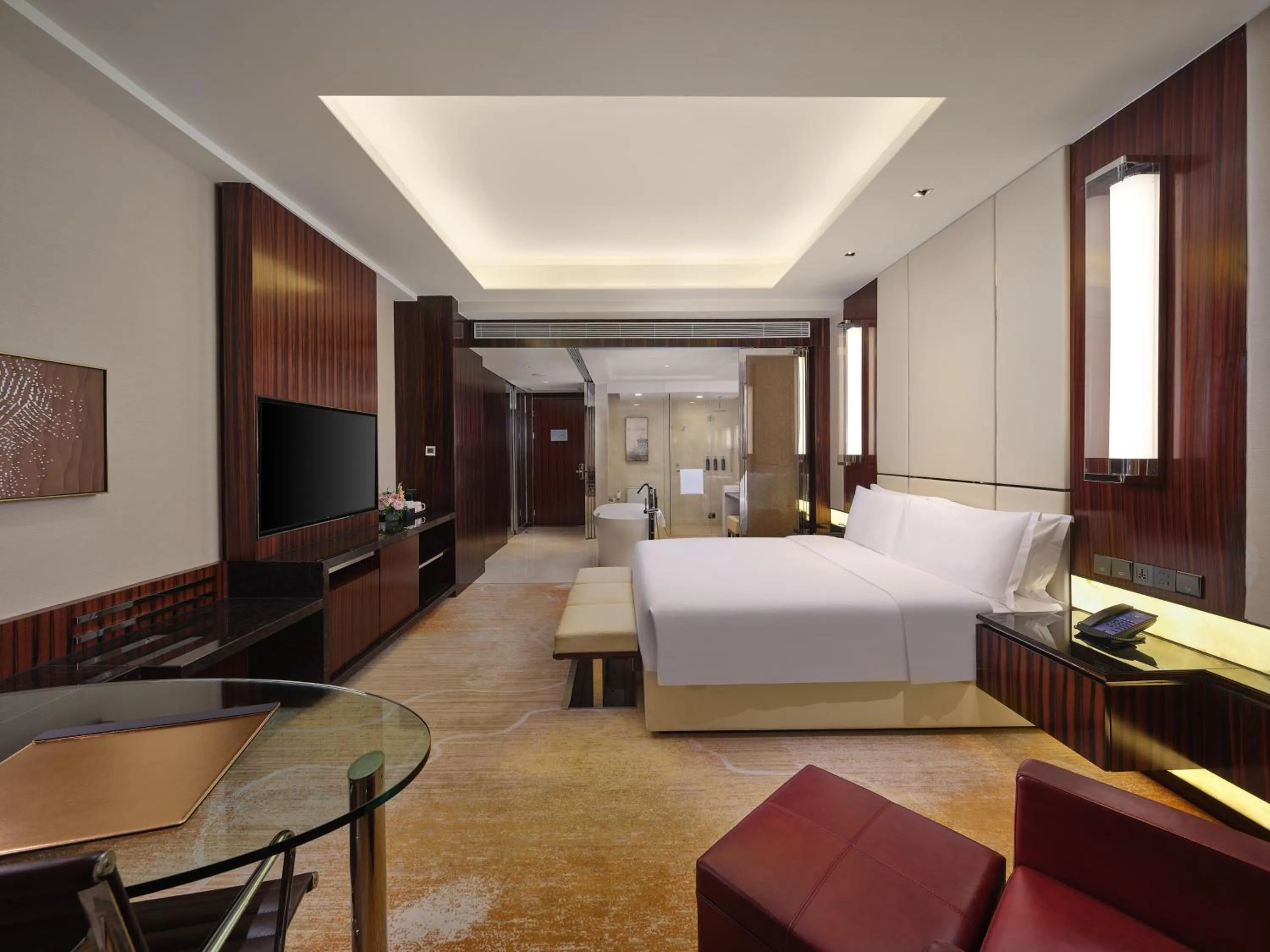 Photo of the whole room, Bed in Hilton Harbin Exhibition Center