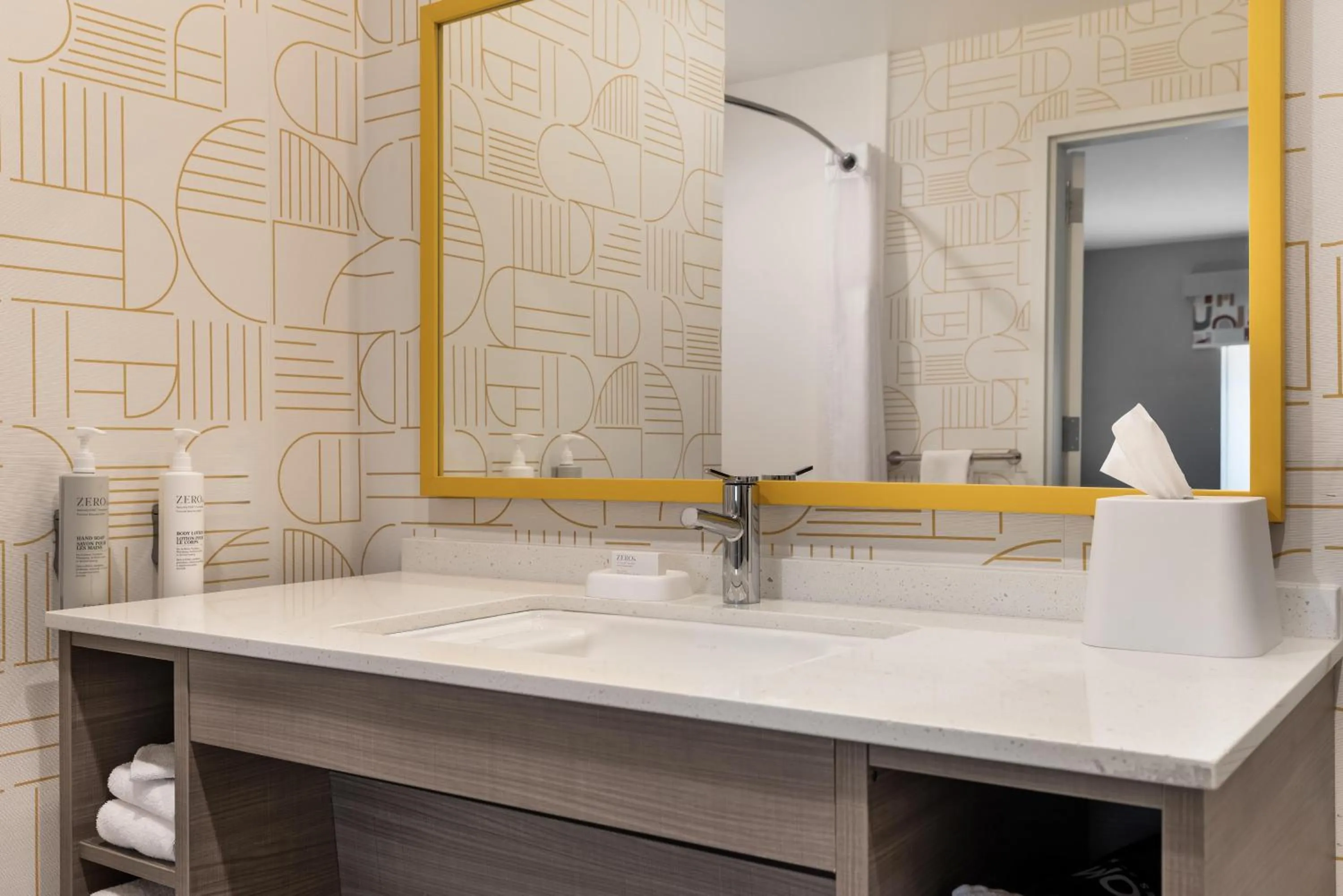 Bathroom in Home2 Suites By Hilton New Braunfels