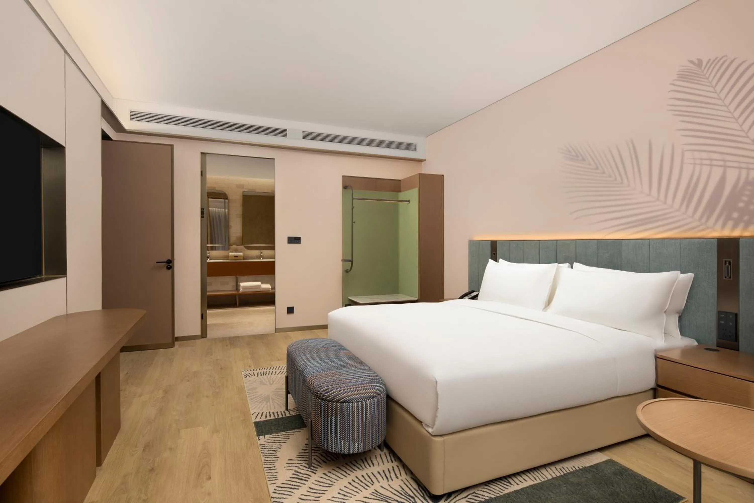 Bed in Hilton Garden Inn Zhongwei Shapotou