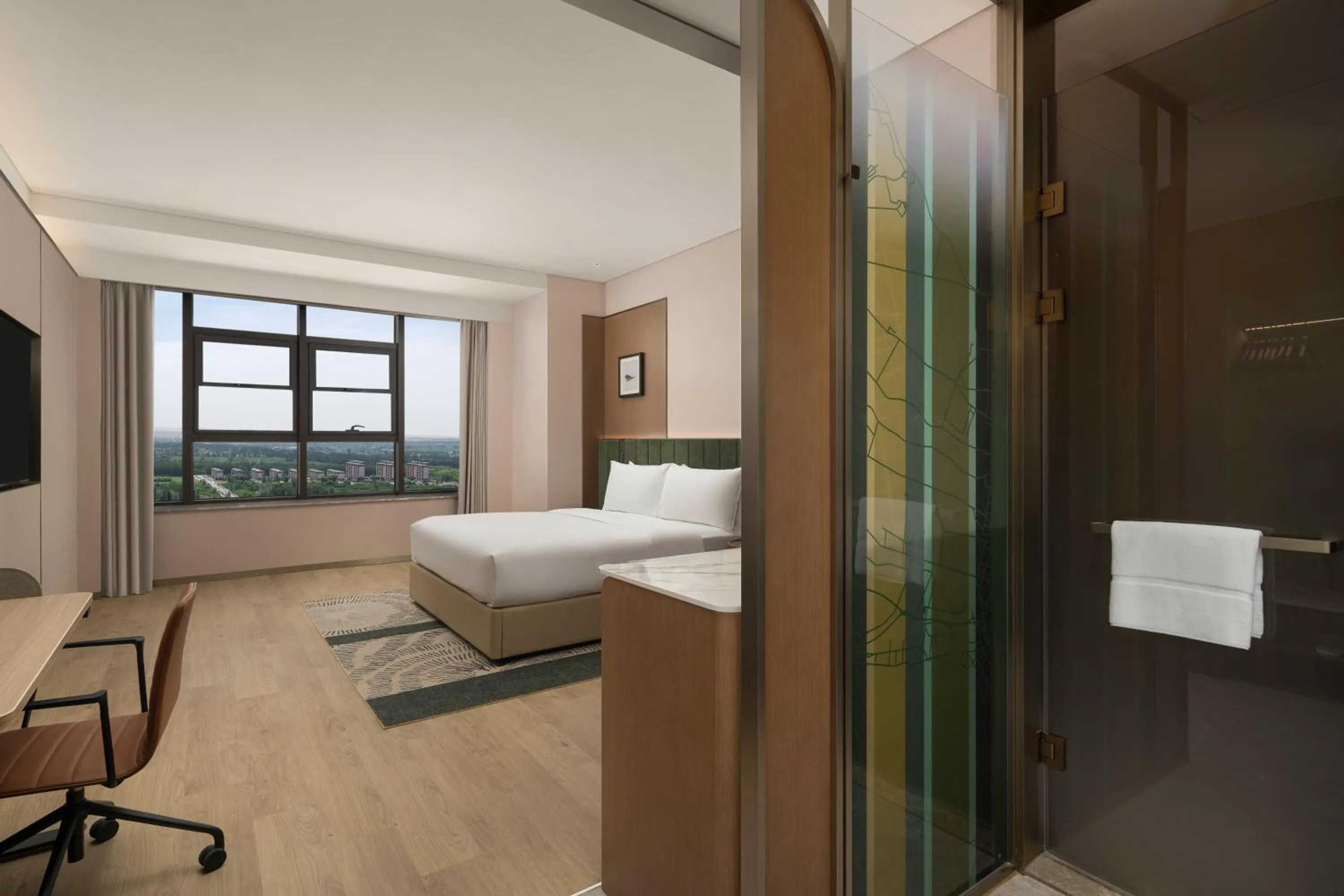 Bedroom, Bed in Hilton Garden Inn Zhongwei Shapotou