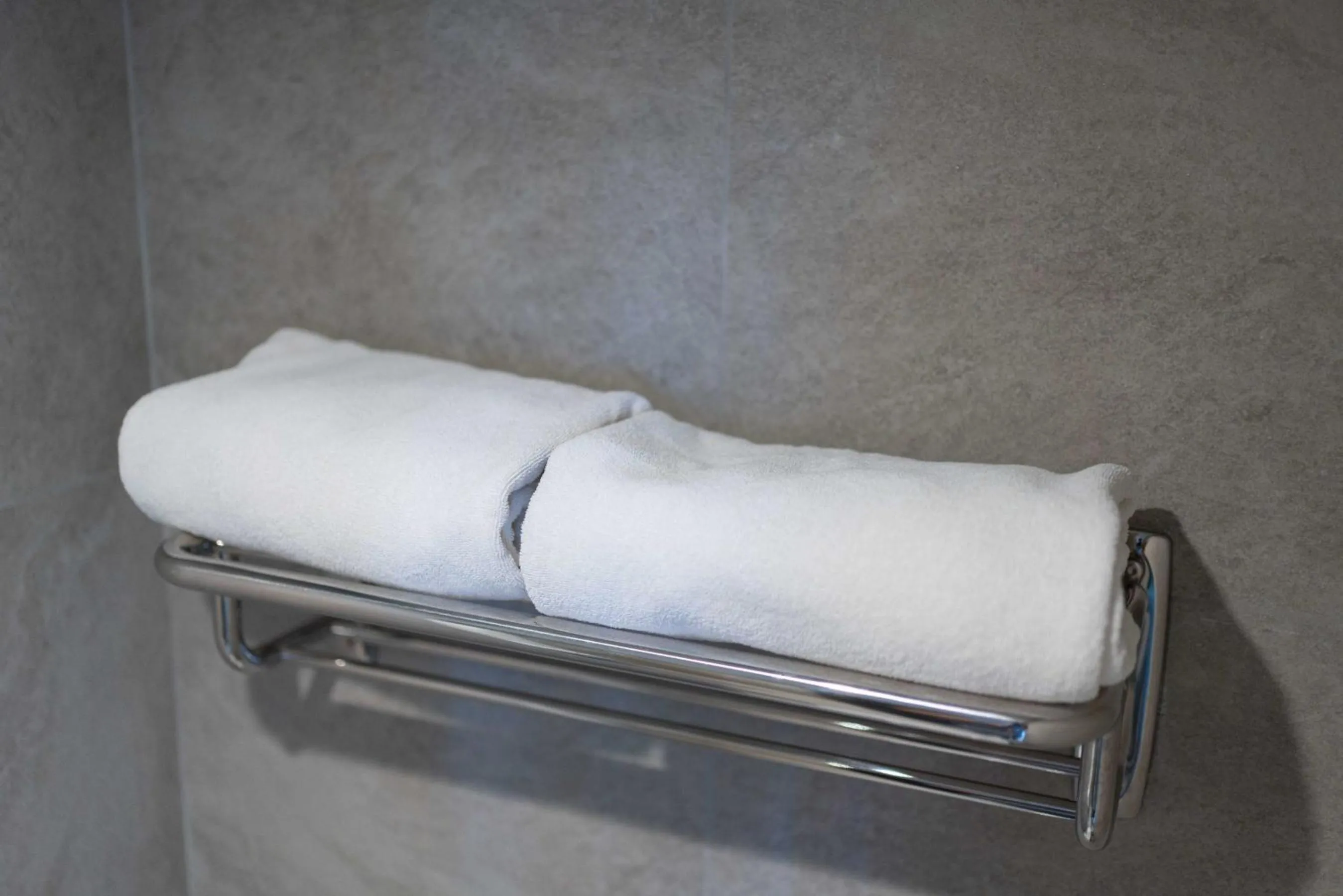 Bed in Mactan Island Stay Near Beach and Airport