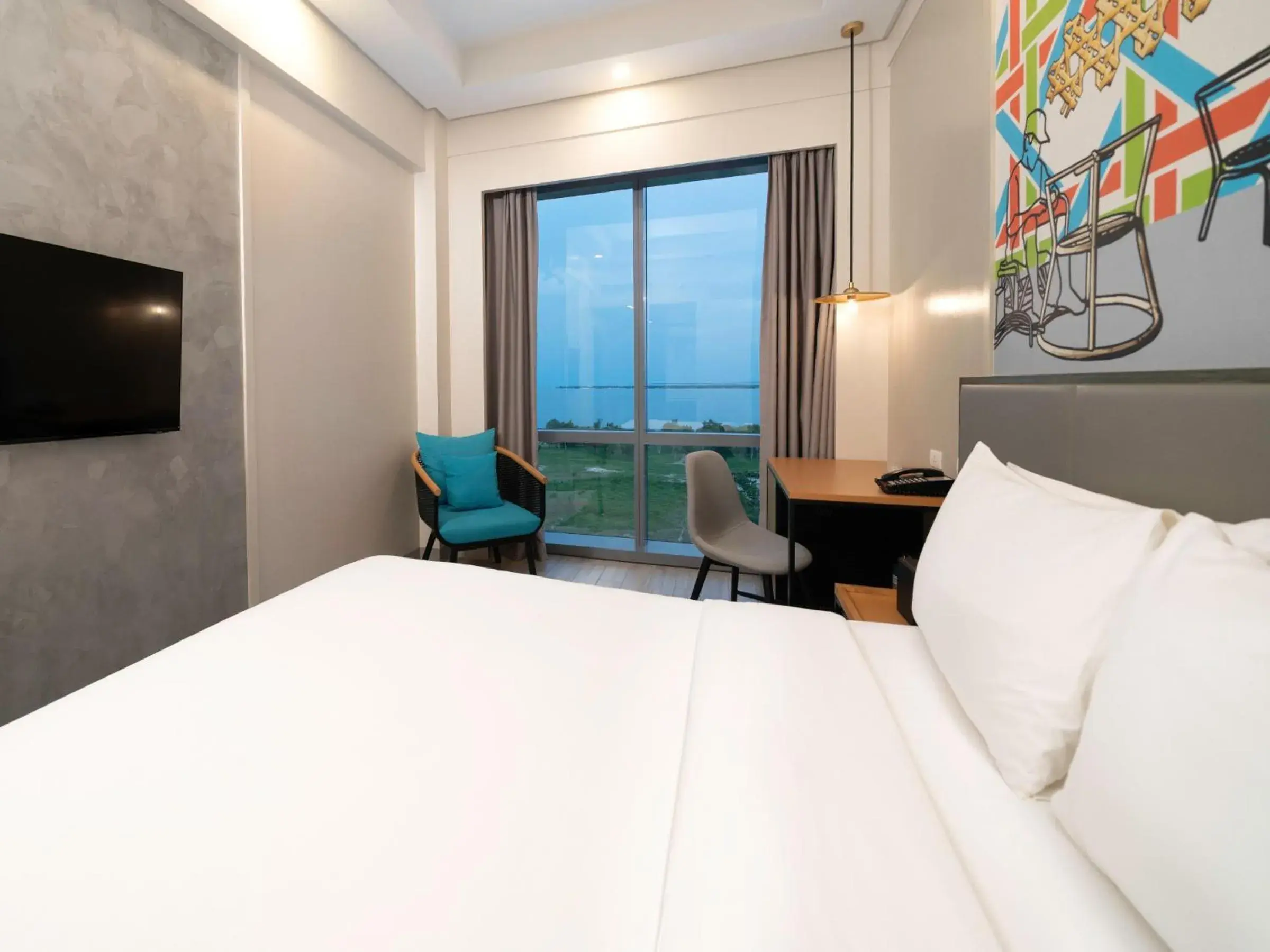 Queen Bed Near Mactan Newtown Beach Cebu in Mactan Island Stay Near Beach and Airport Queen Bed Near Mactan Newtown Beach Cebu in Mactan Island Stay Near Beach and Airport