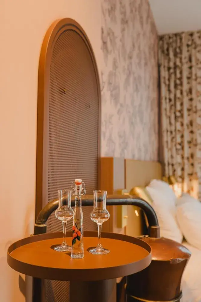 Deluxe Double Room with Balcony in Hota Hotel Porrentruy Deluxe Double Room with Balcony in Hota Hotel Porrentruy