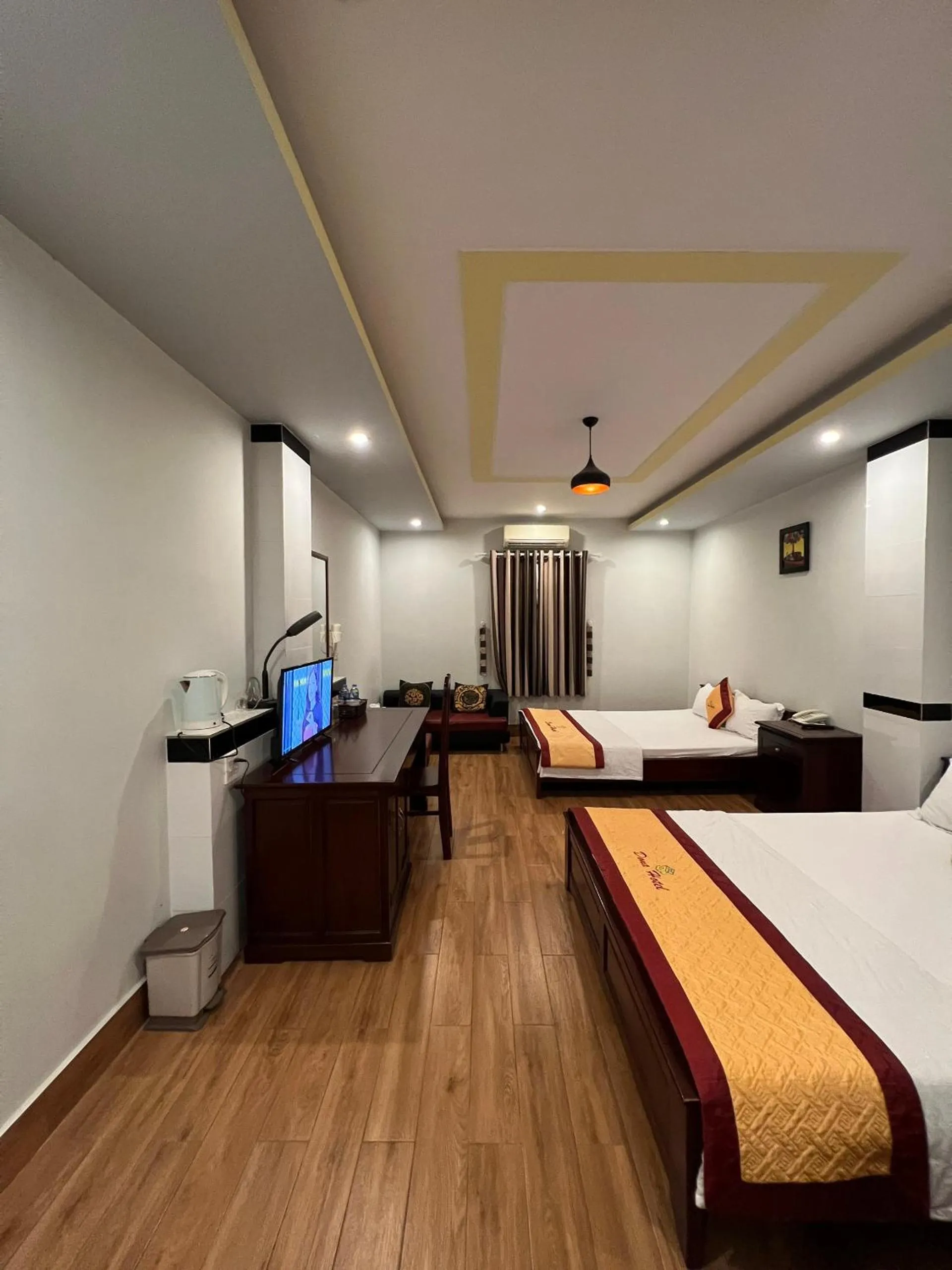 Double Room with Two Double Beds in DONA hotel