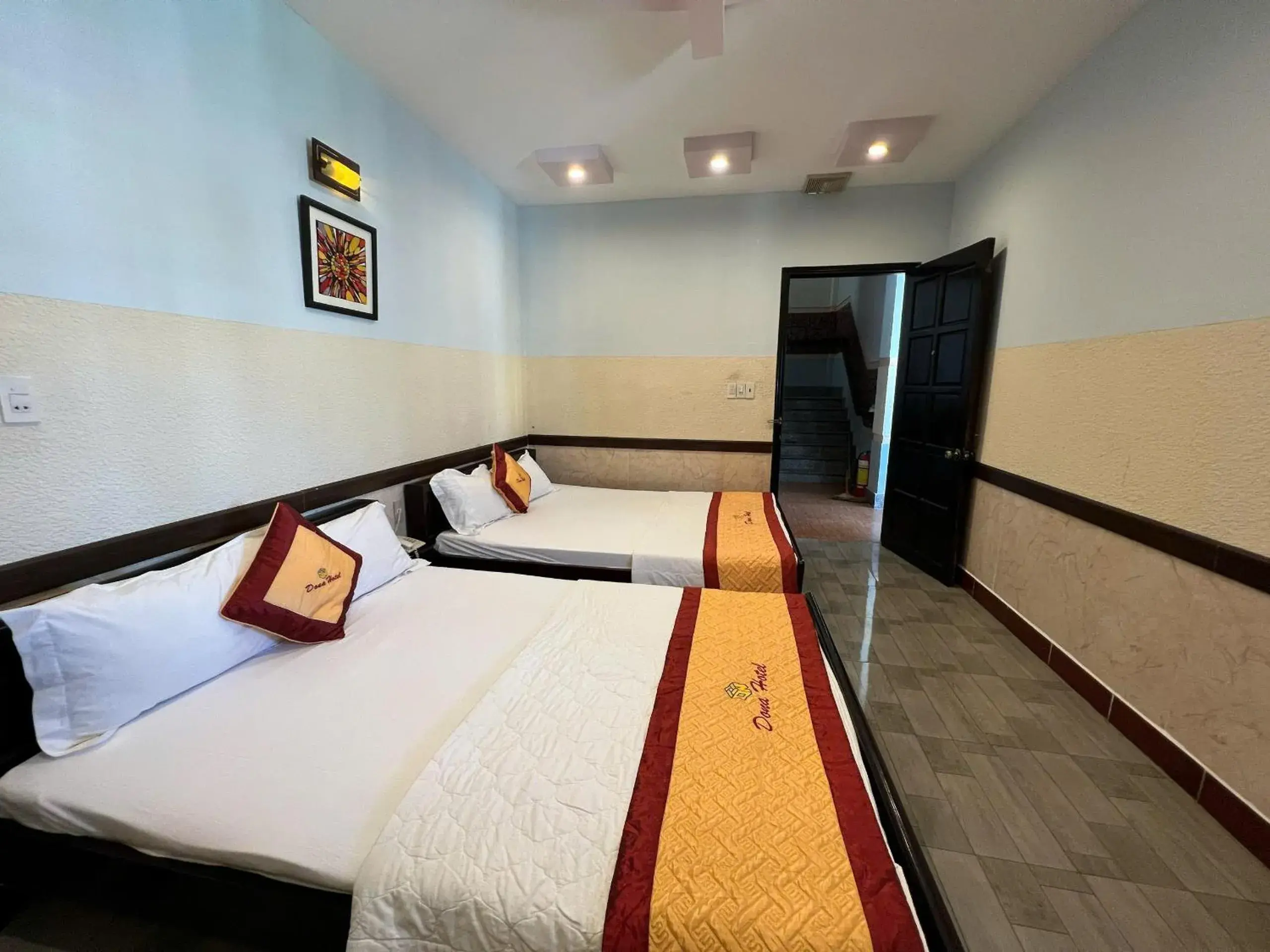 Double Room in DONA hotel Double Room in DONA hotel