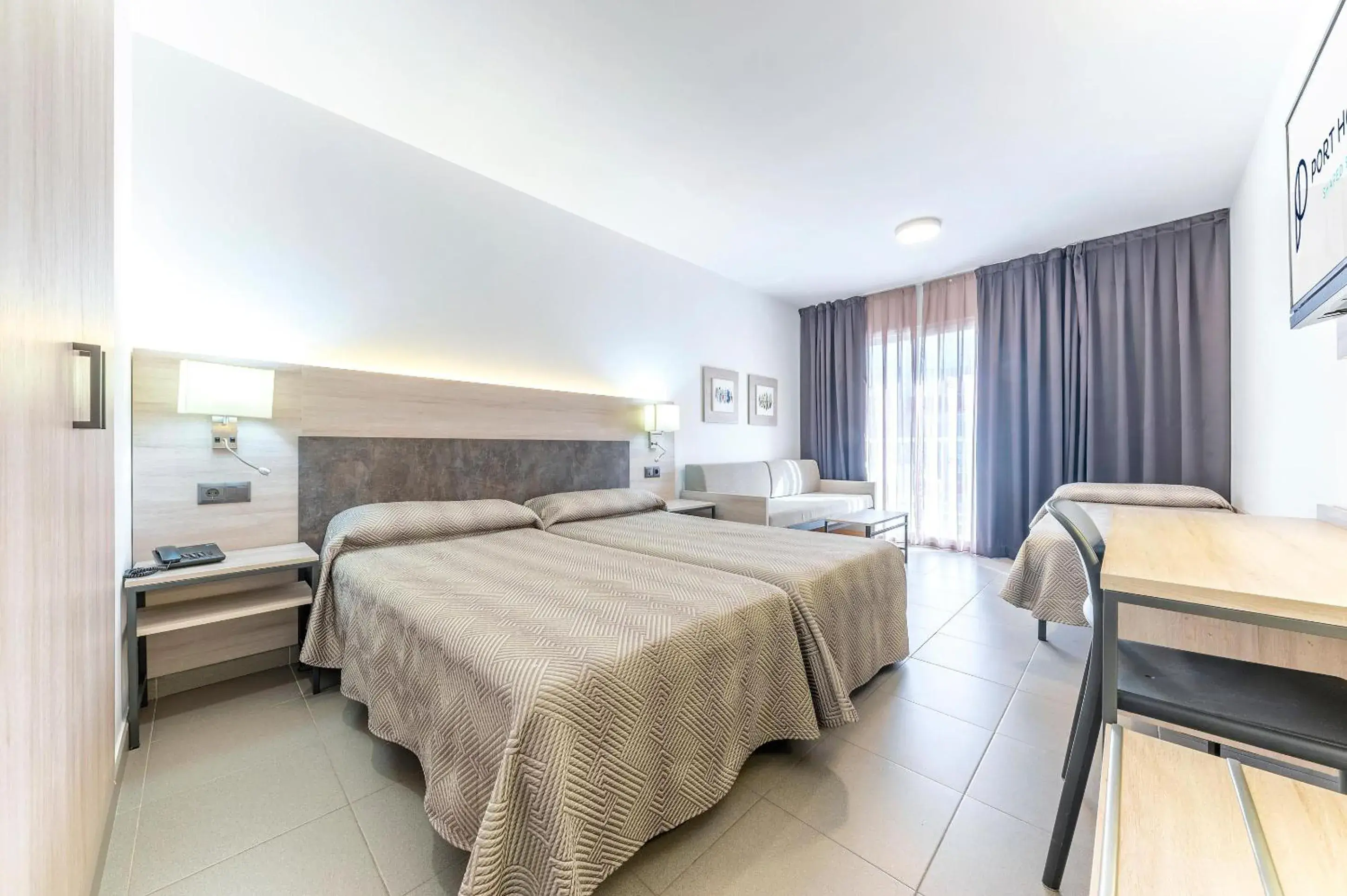 Family Room (2+2) in Port Fiesta Park Family Room (2+2) in Port Fiesta Park