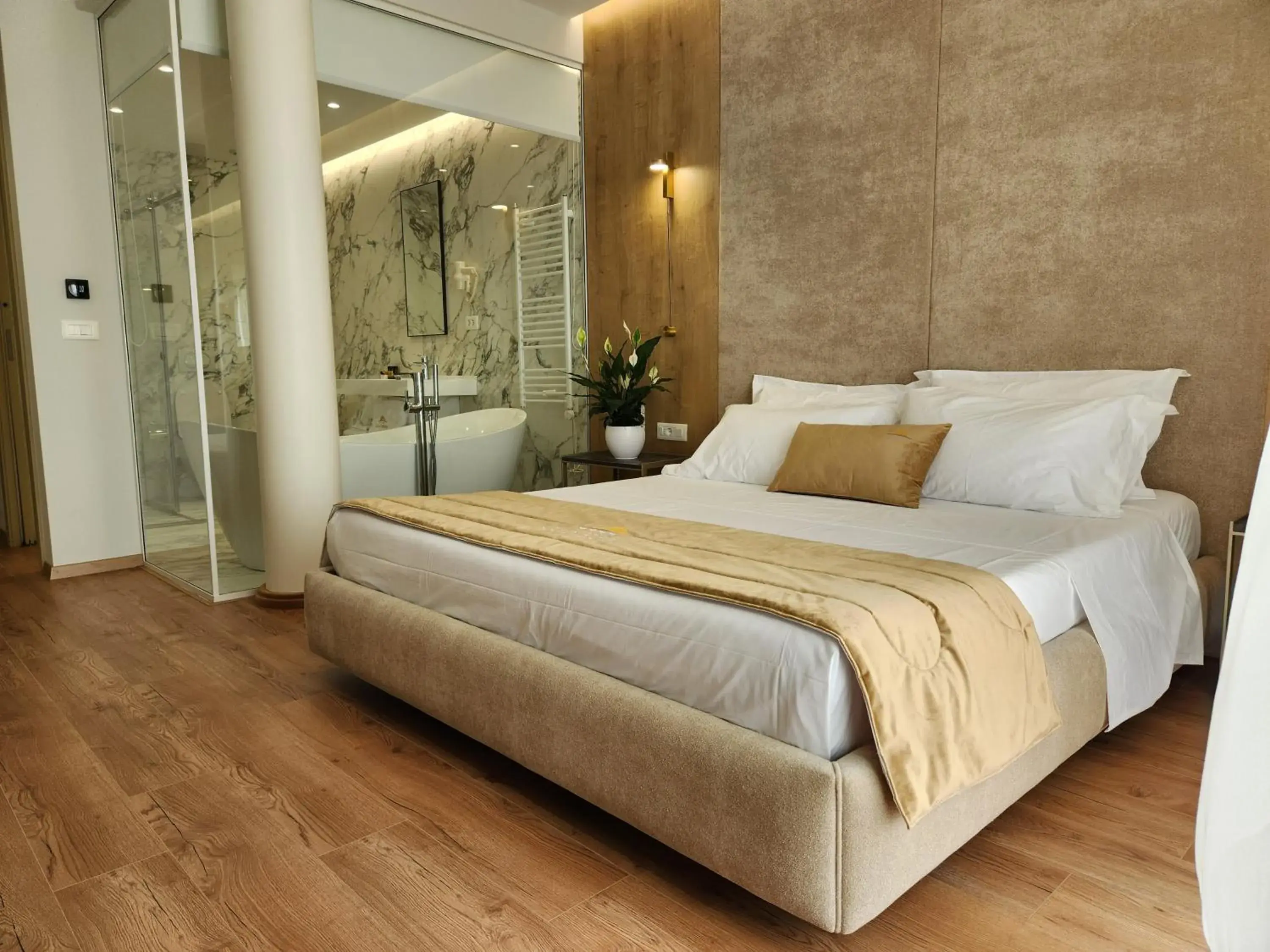 Bed in Hotel Gold Bed in Hotel Gold