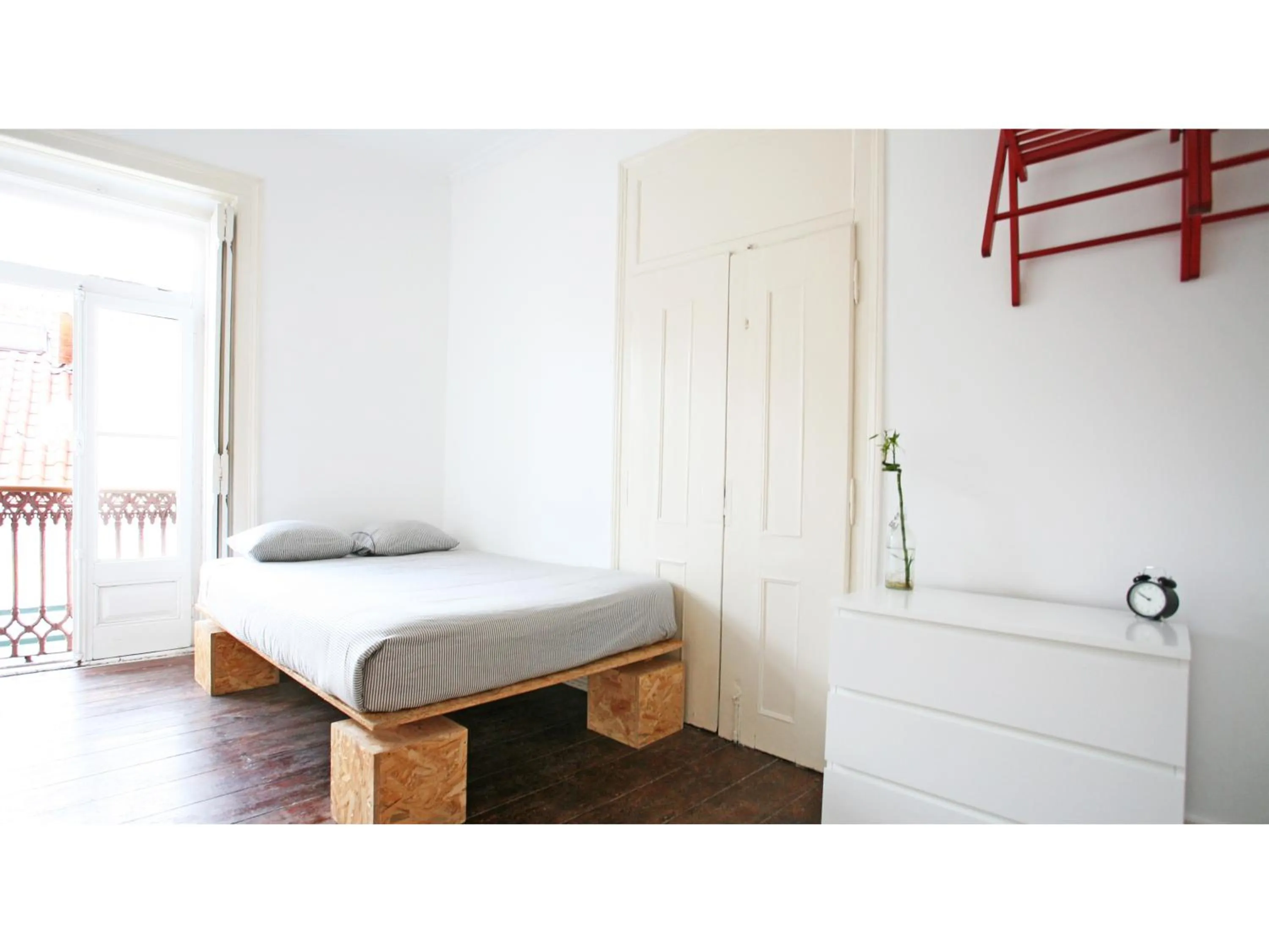 Standard Double Room with Shared Bathroom in Friendly Hills Bairro Alto