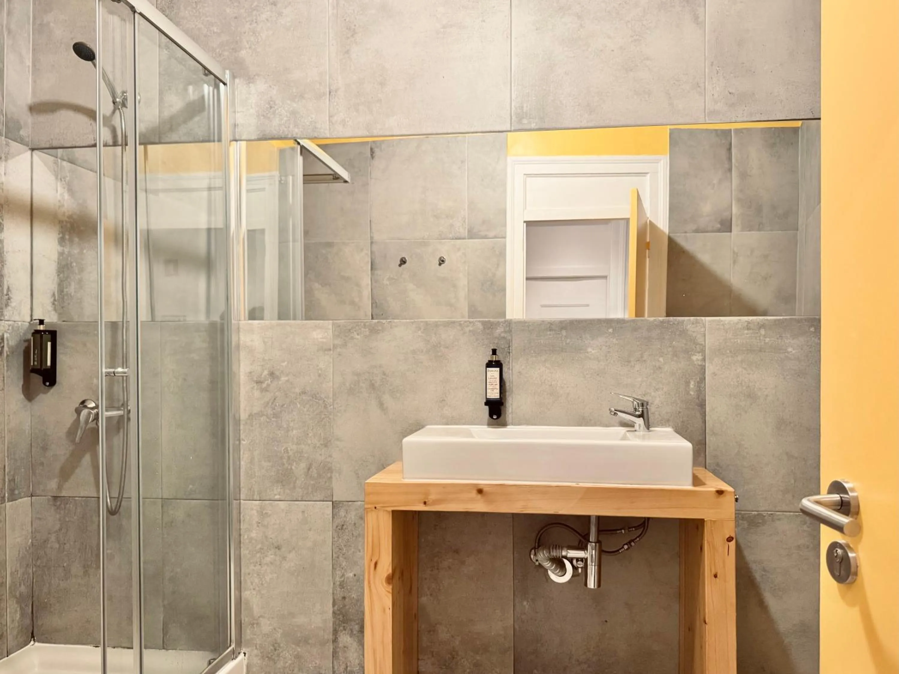 Friendly Hills Bairro Alto