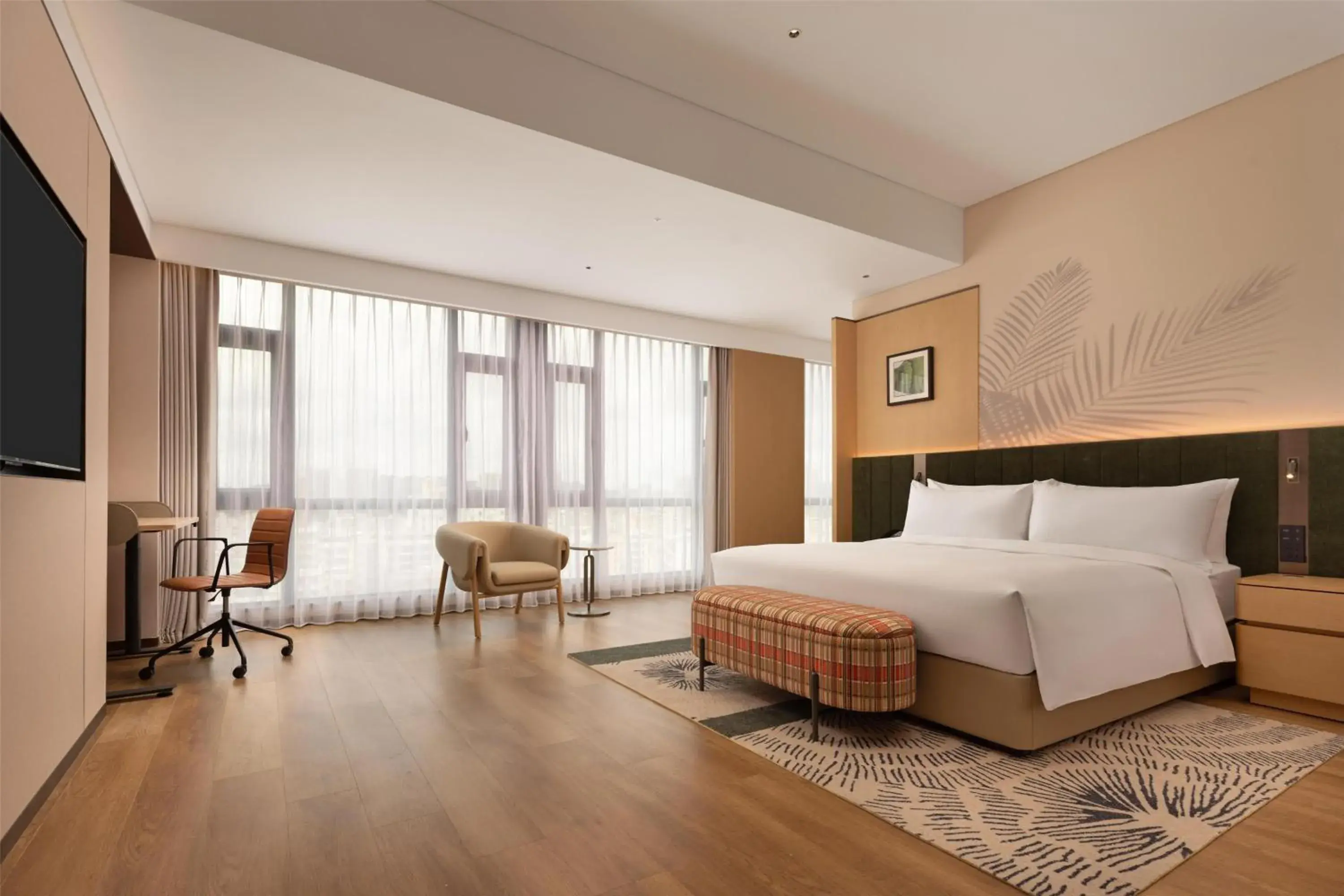 Deluxe King Room with Sofa Bed in Hilton Garden Inn Maoming Xinyi Deluxe King Room with Sofa Bed in Hilton Garden Inn Maoming Xinyi