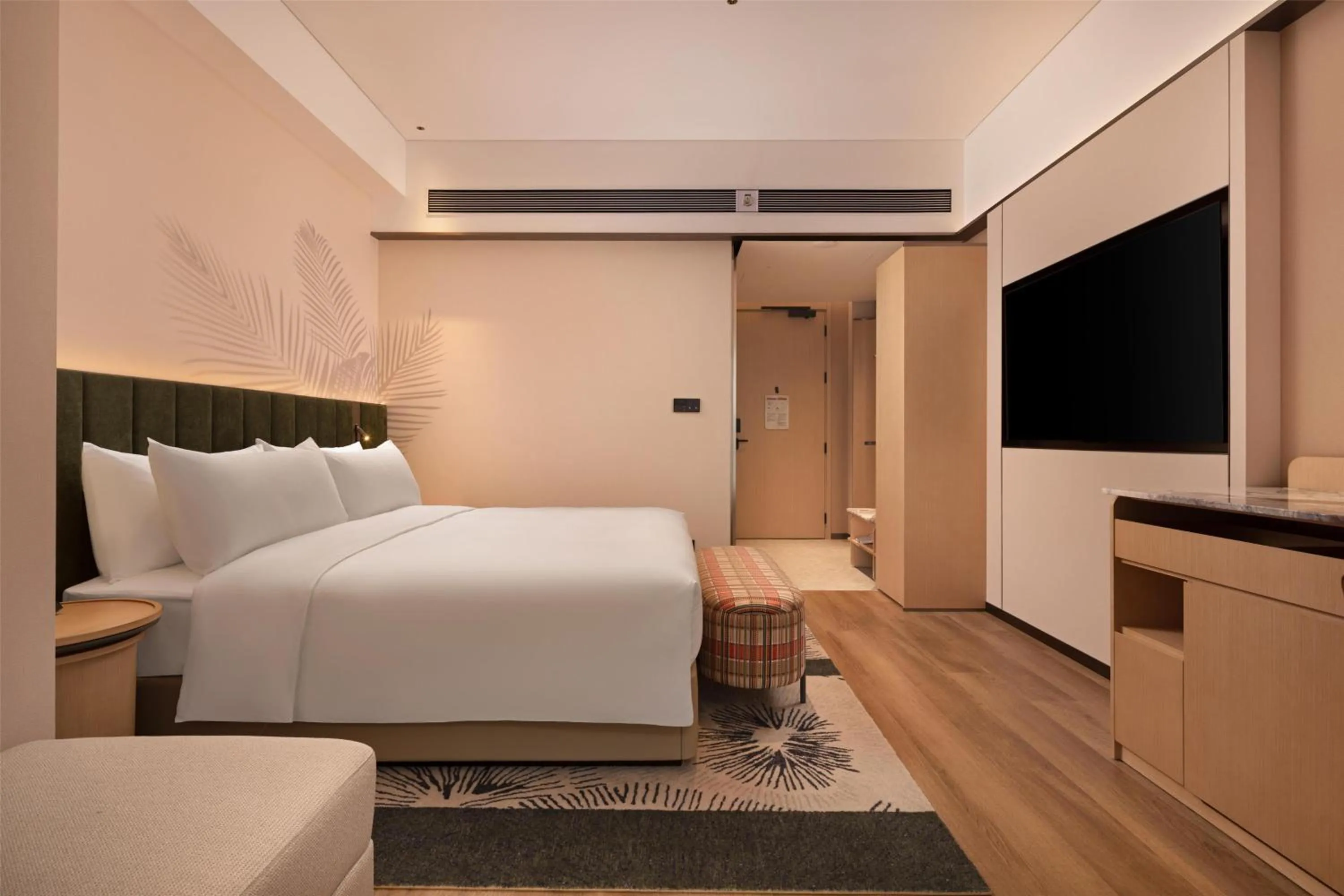 Bed in Hilton Garden Inn Maoming Xinyi