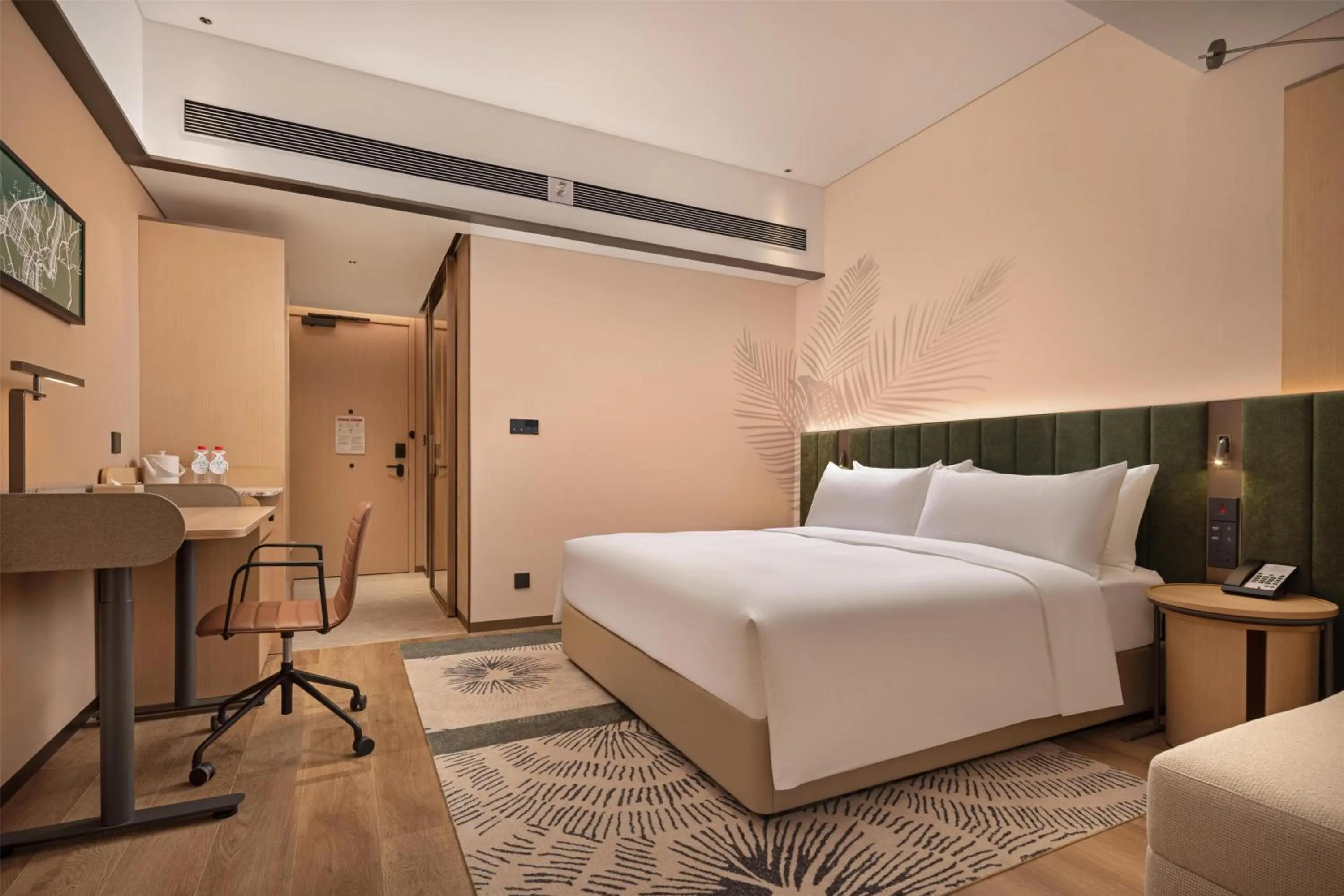 Bed in Hilton Garden Inn Maoming Xinyi