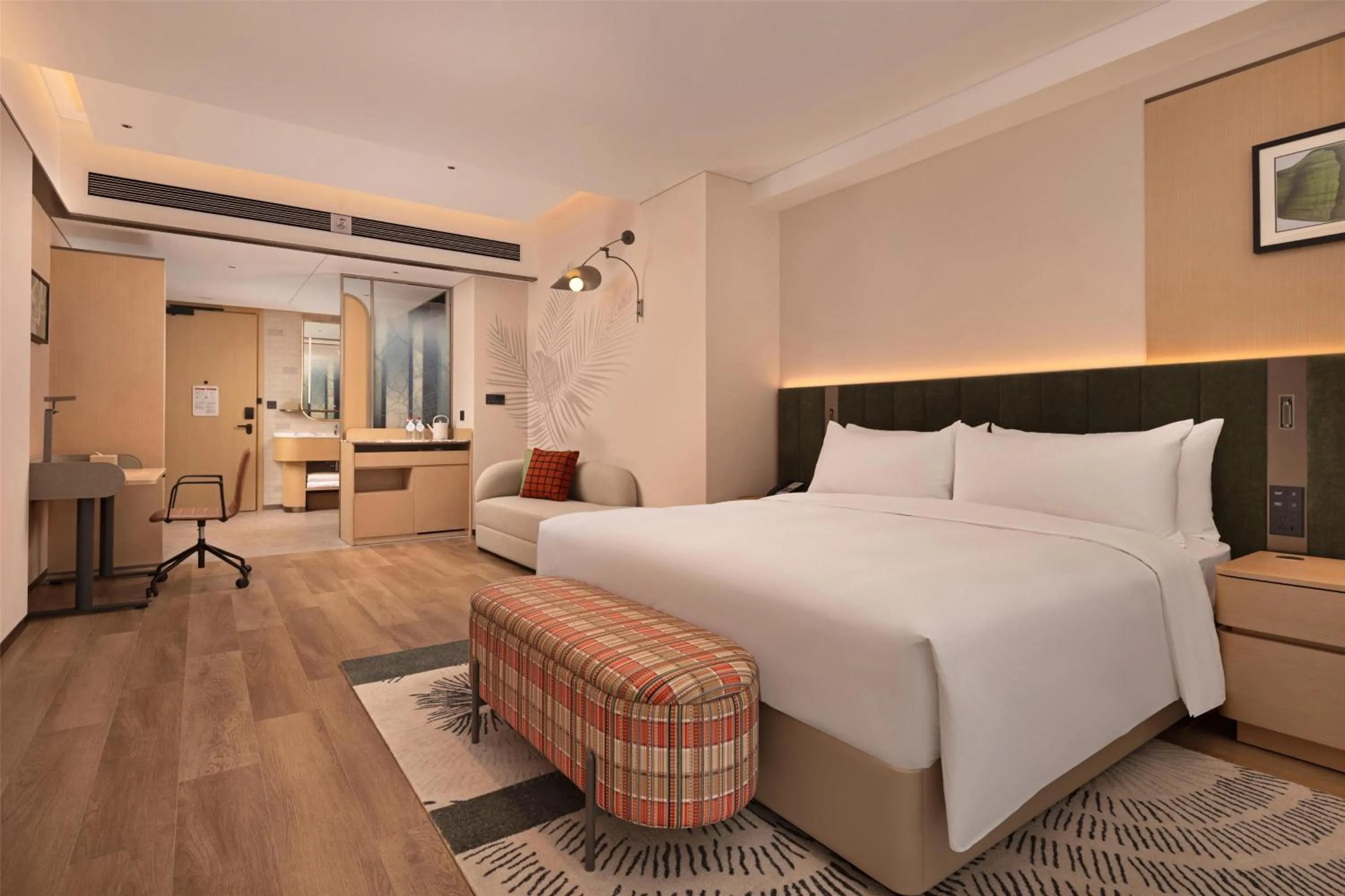 Bed in Hilton Garden Inn Maoming Xinyi