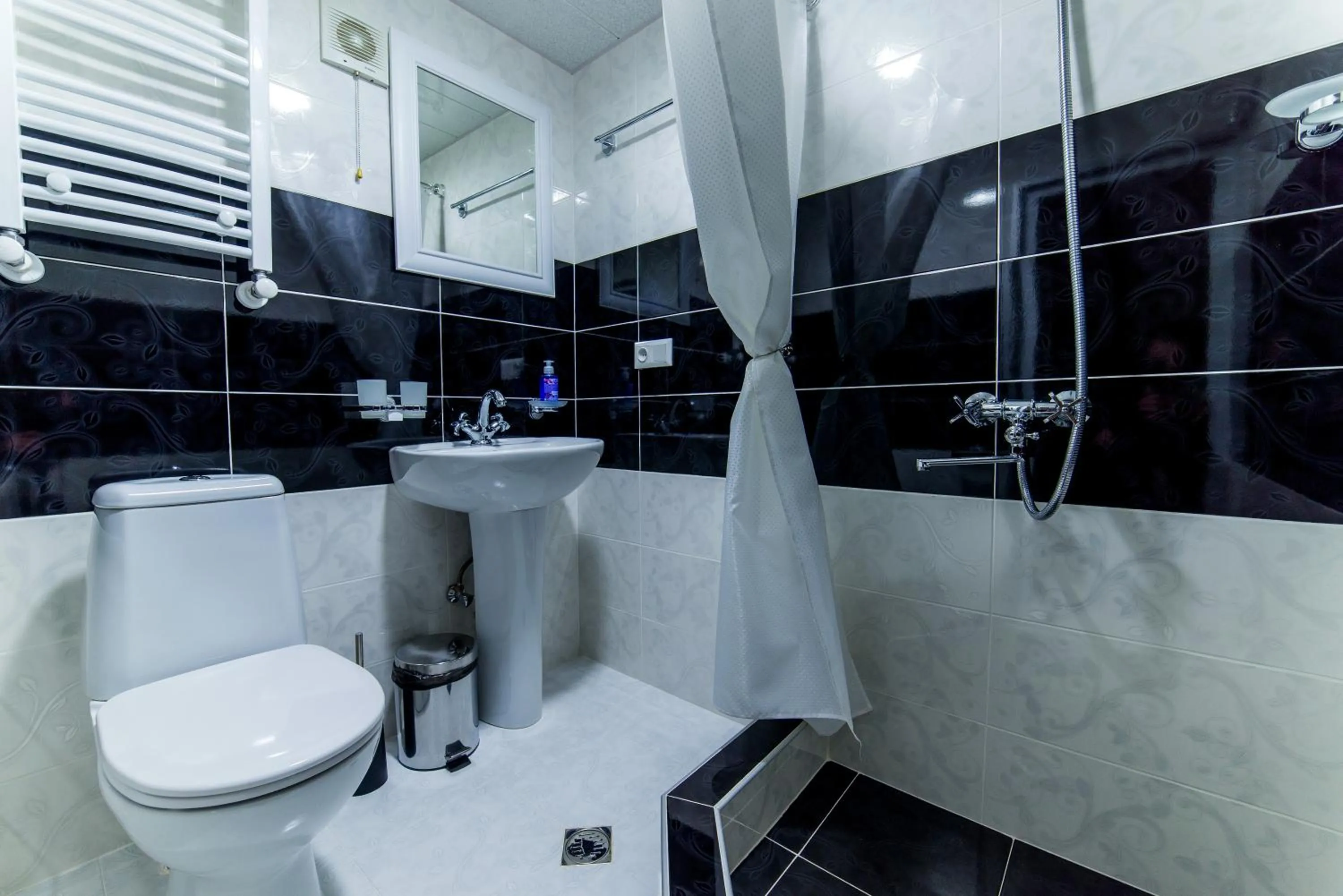 Bathroom in HOTEL GUGLUX &WINE CELLAR