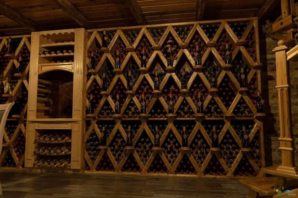 HOTEL GUGLUX &WINE CELLAR