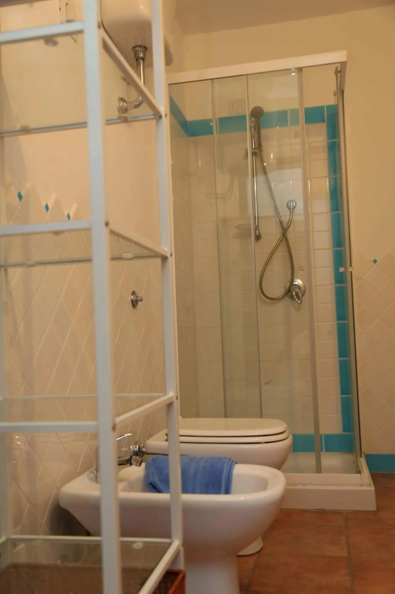 Shower in B&B Tre - Rooms & Relax