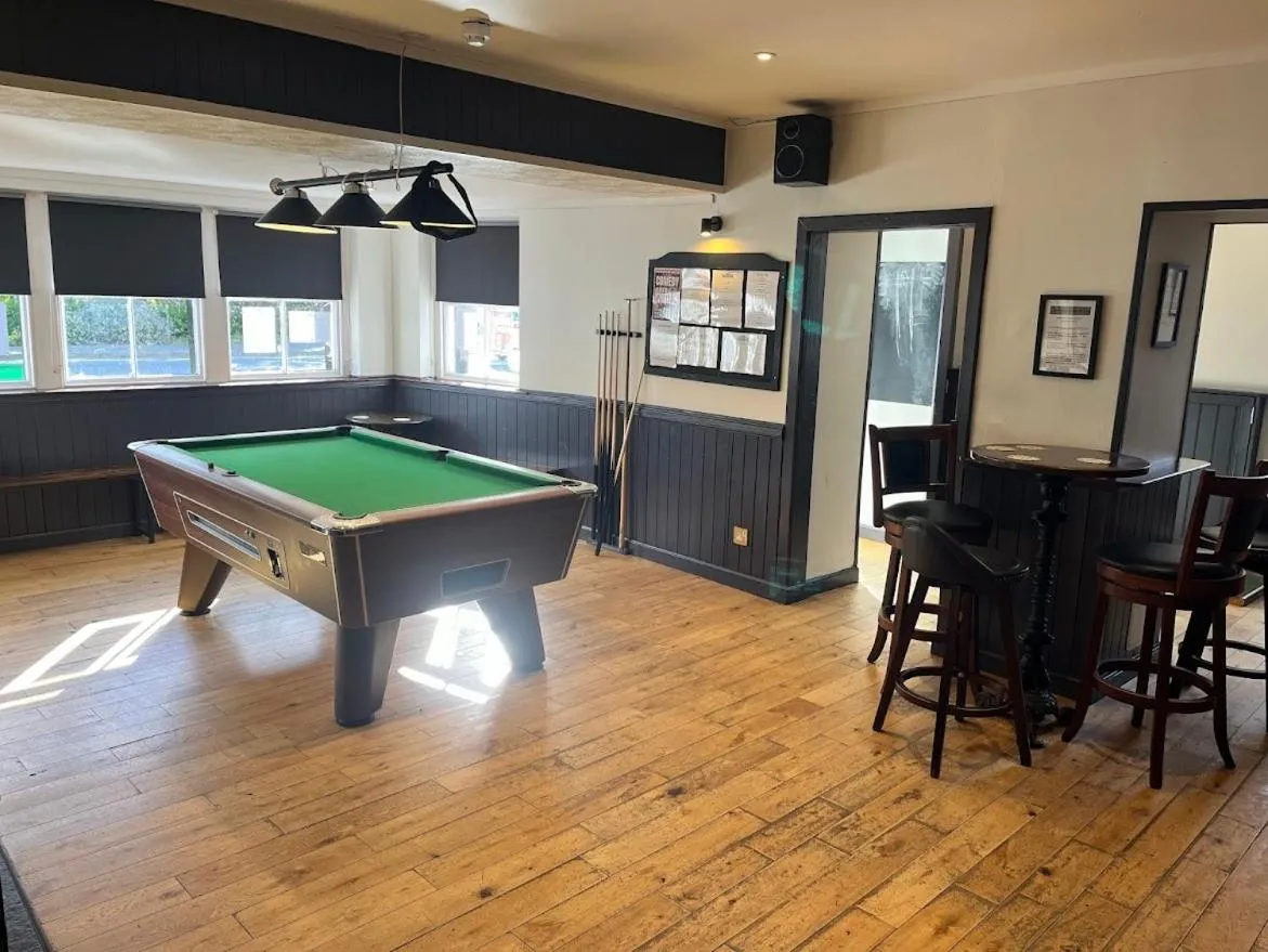 Billiard in Novar Arms Hotel