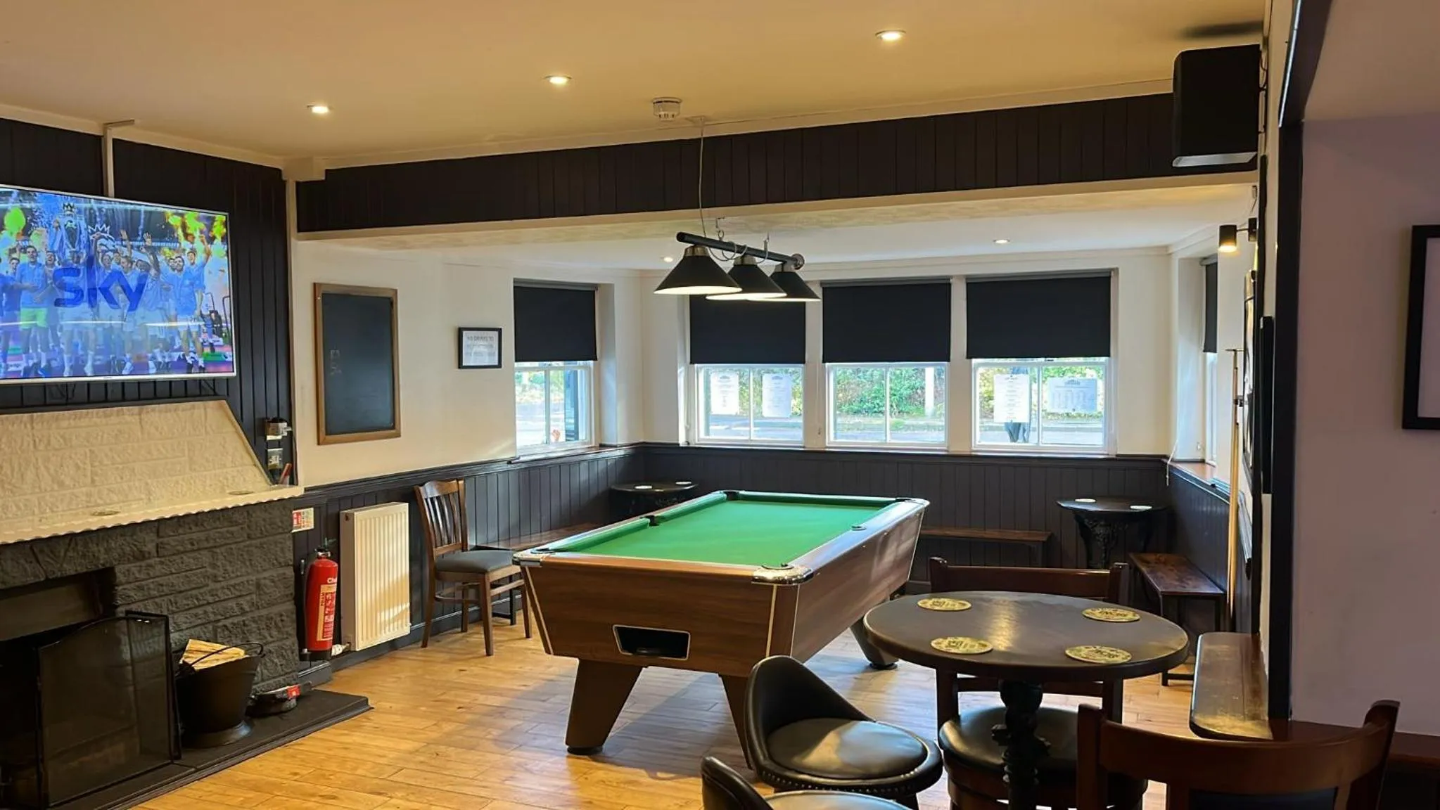 Billiard in Novar Arms Hotel