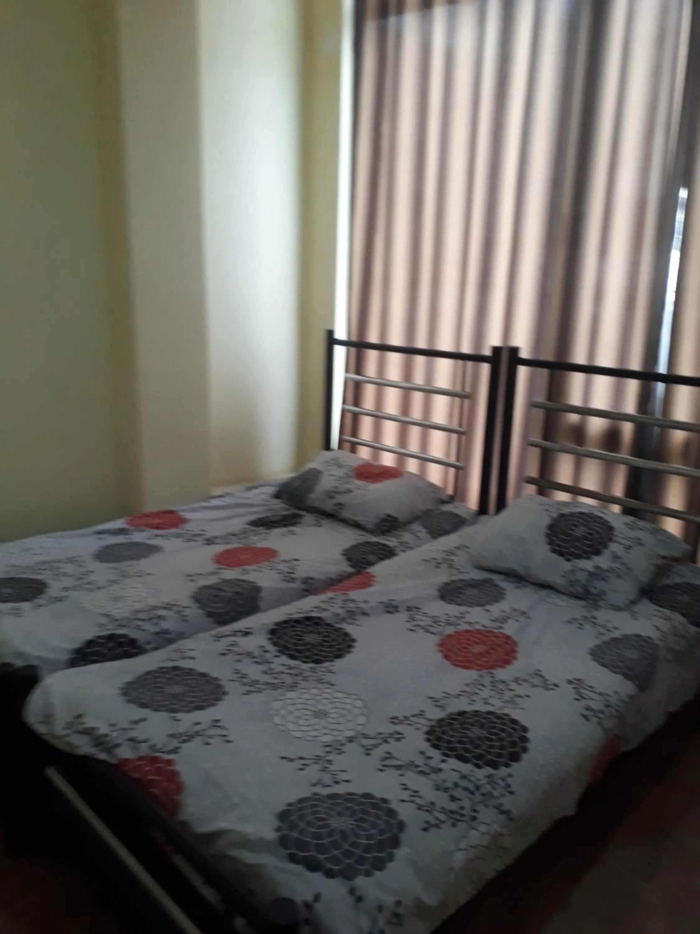Bed in George Dom