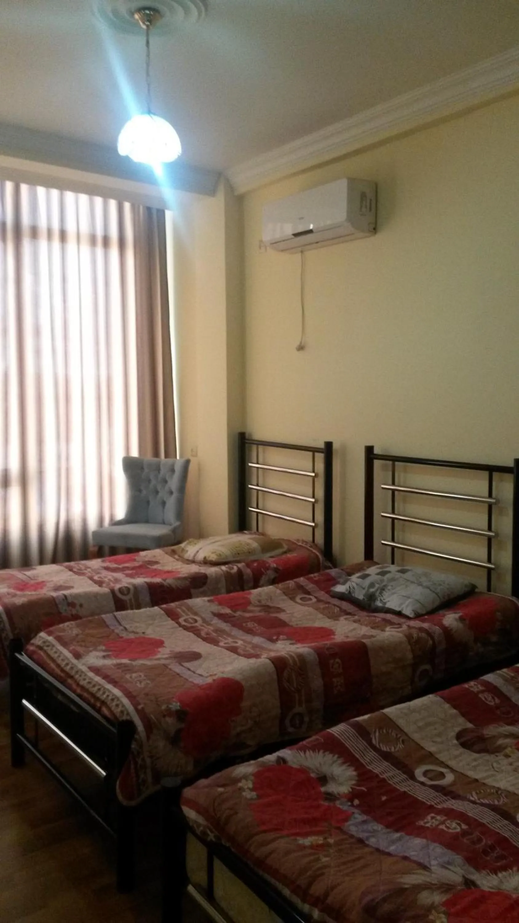 Bed in George Dom