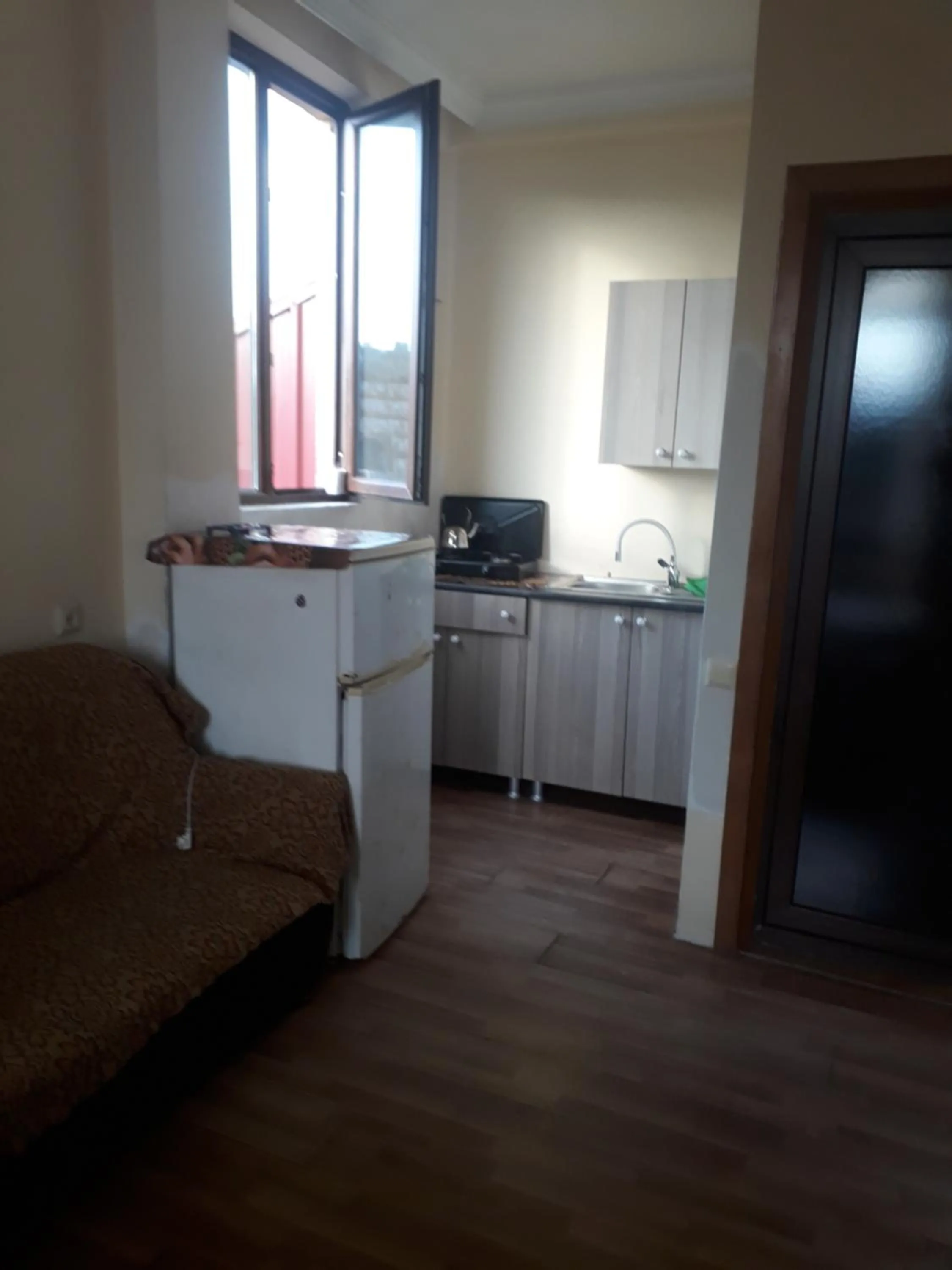 Kitchen or kitchenette in George Dom
