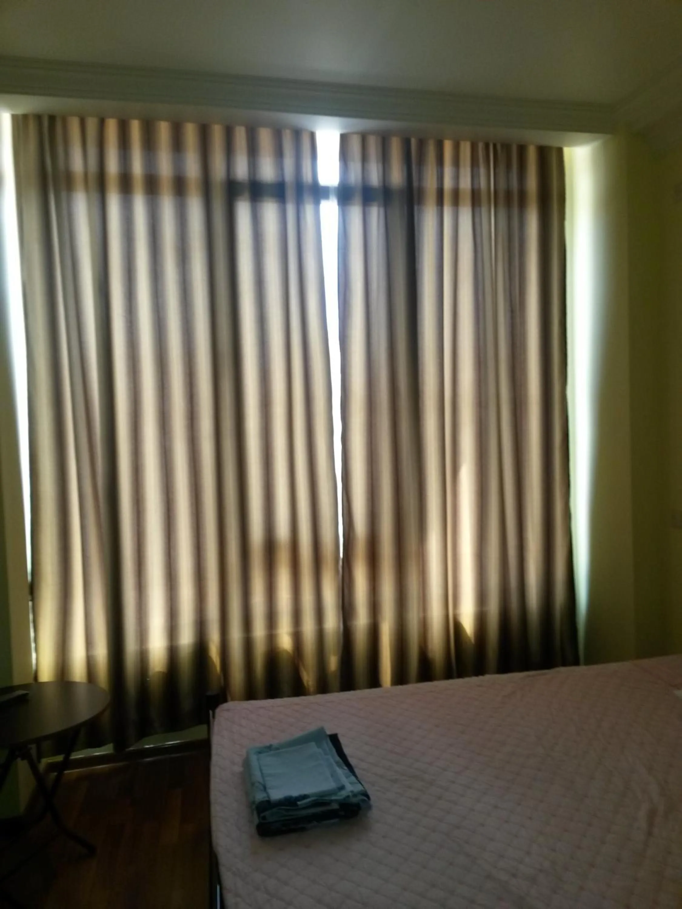 Day, Bed in George Dom