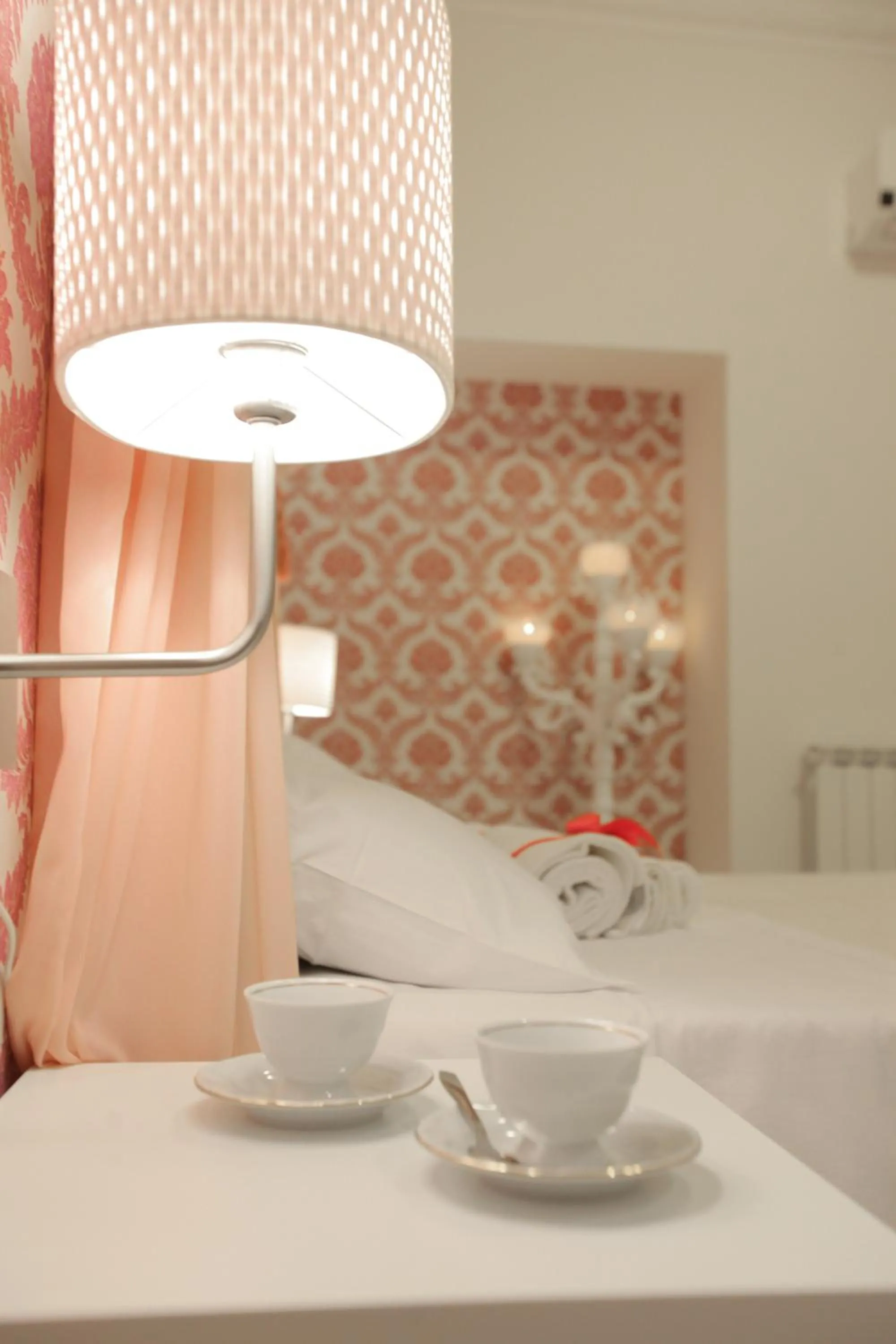 Decorative detail, Bed in Antica Palermo R&B