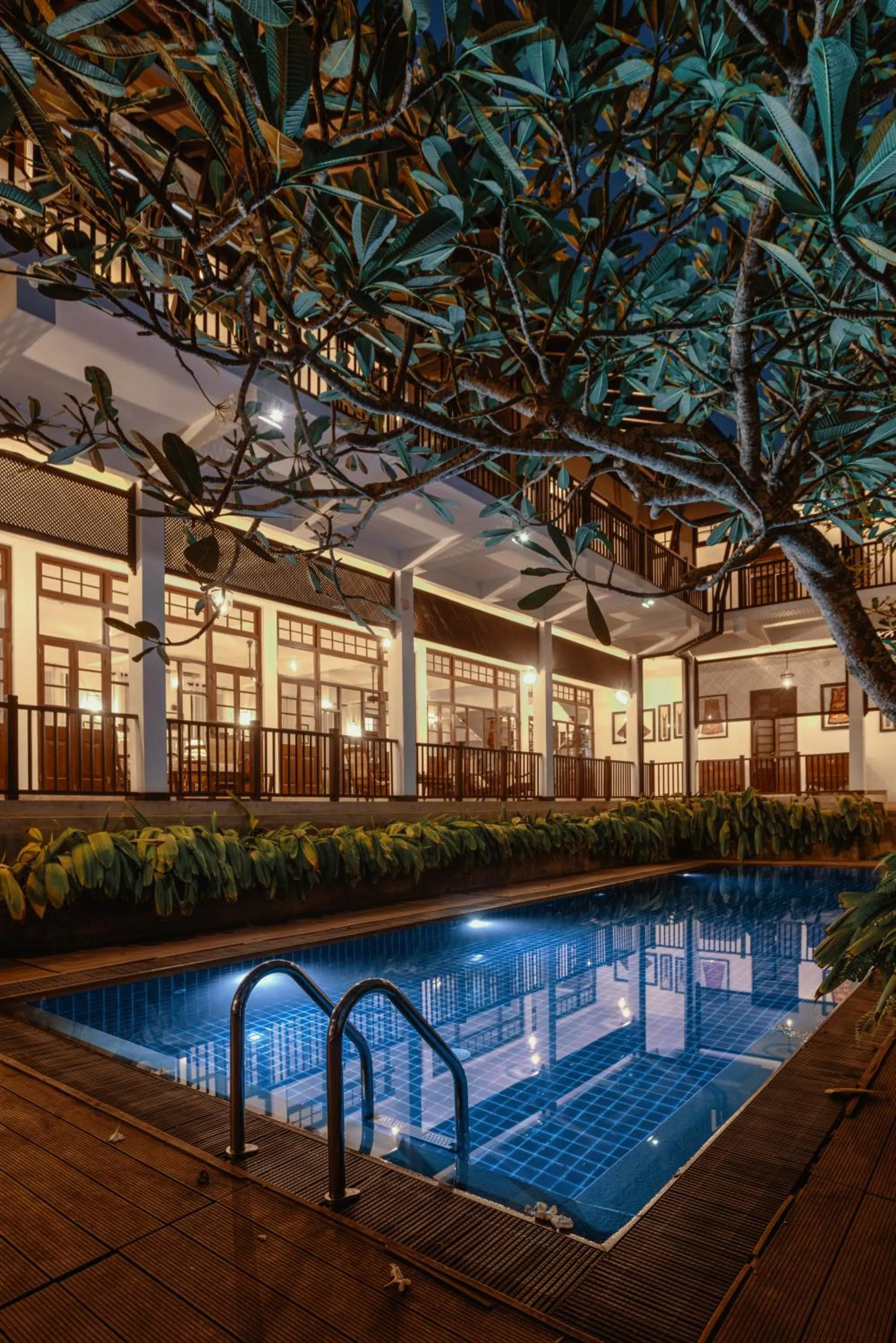 Pool view in The Postcard Galle