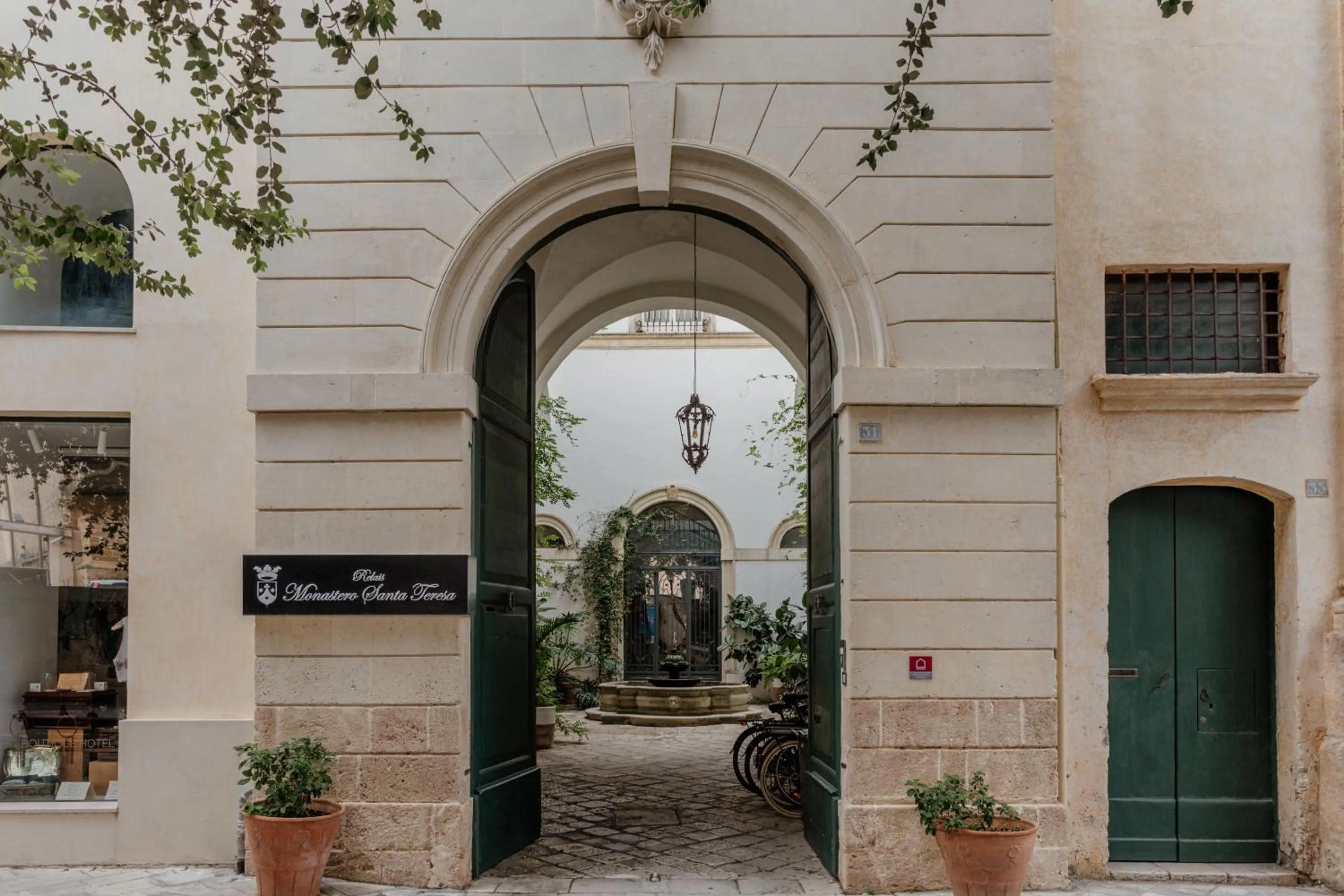 Facade/entrance in Relais Monastero Santa Teresa - Albergo Diffuso