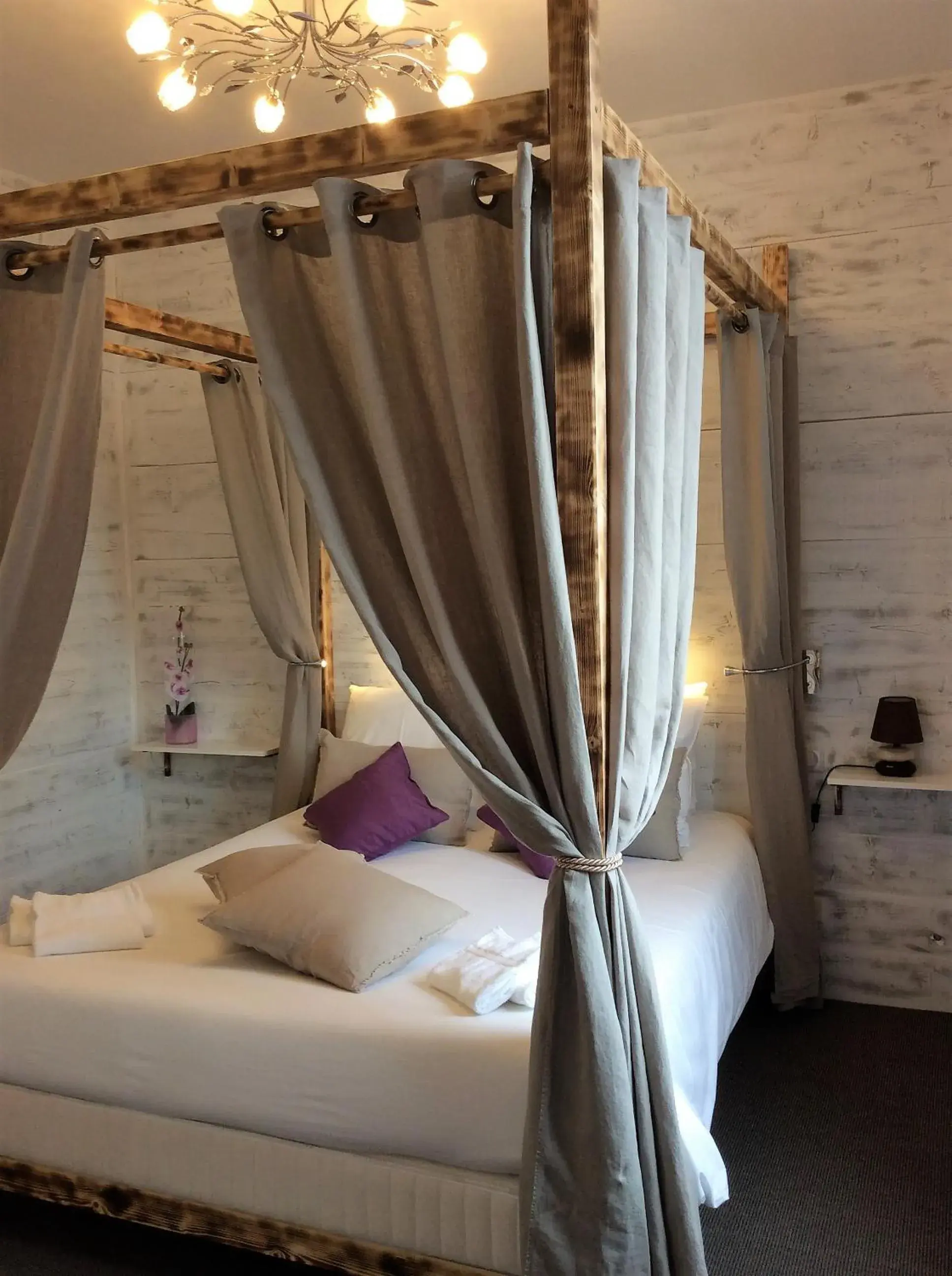 Junior Suite in Hôtel Familial L'Ostréi Junior Suite in Hôtel Familial L'Ostréi