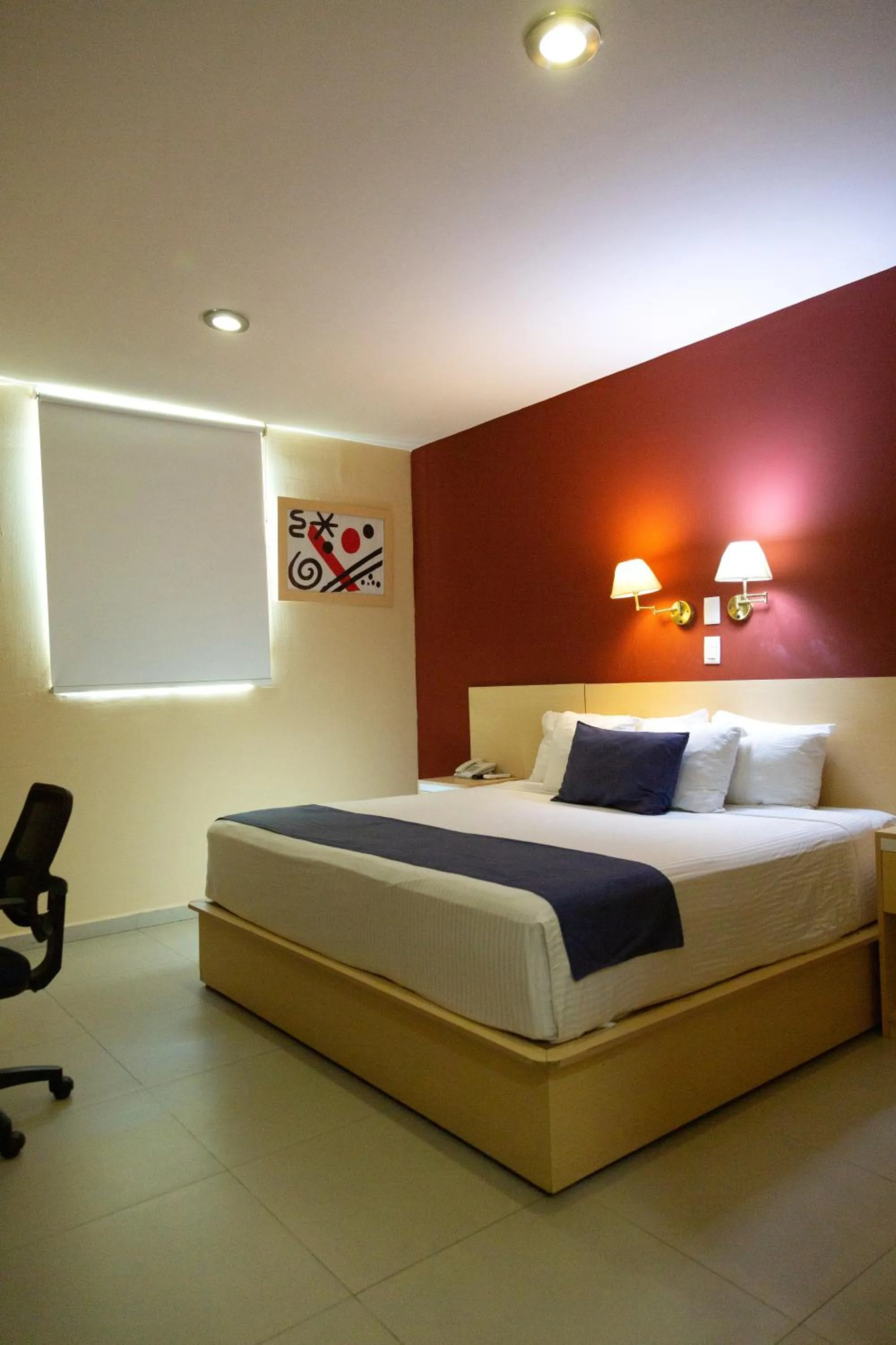 Photo of the whole room, Bed in Premier Inn Tuxtla