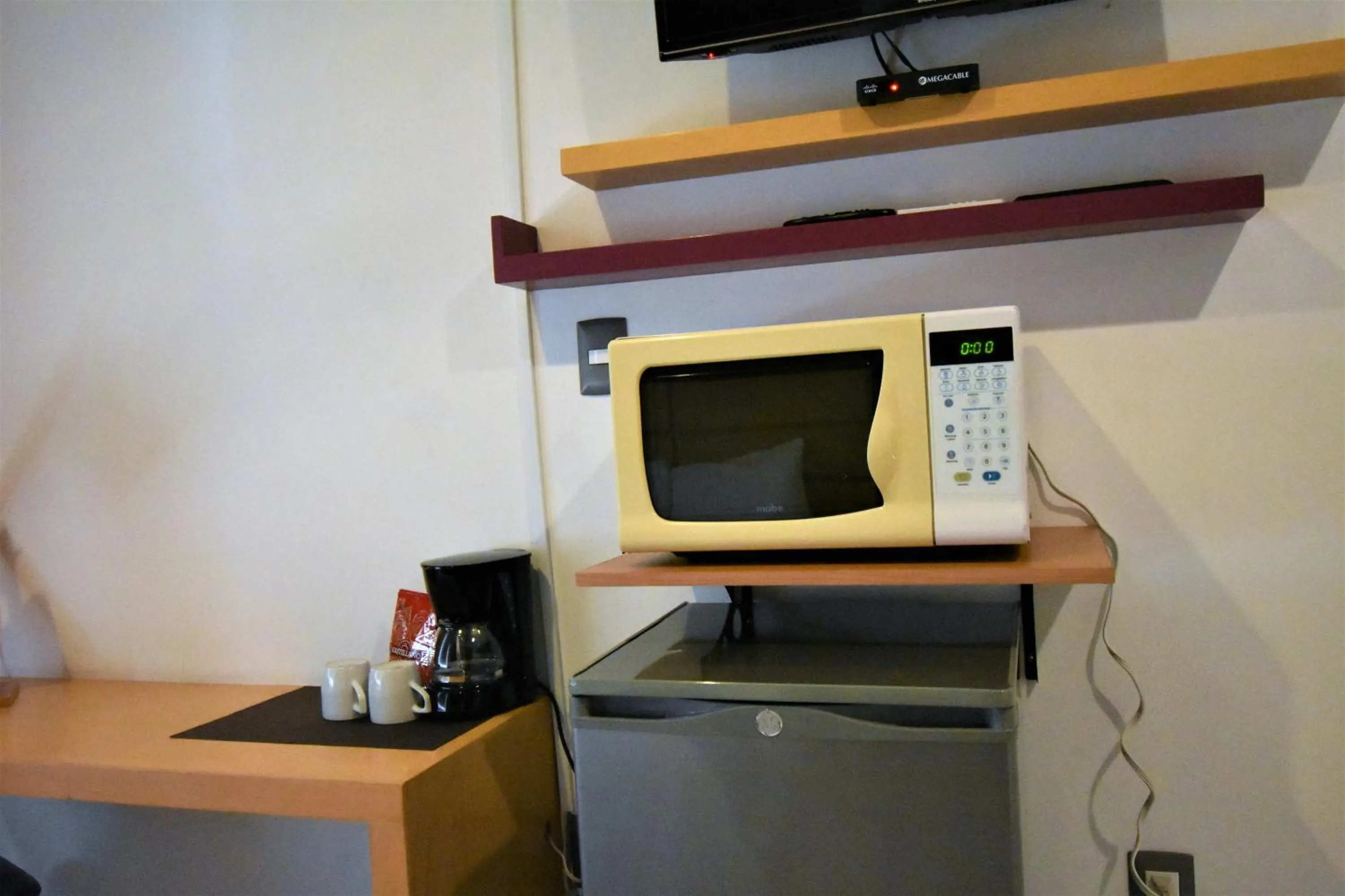 Kitchen or kitchenette in Hotel México Inn Express