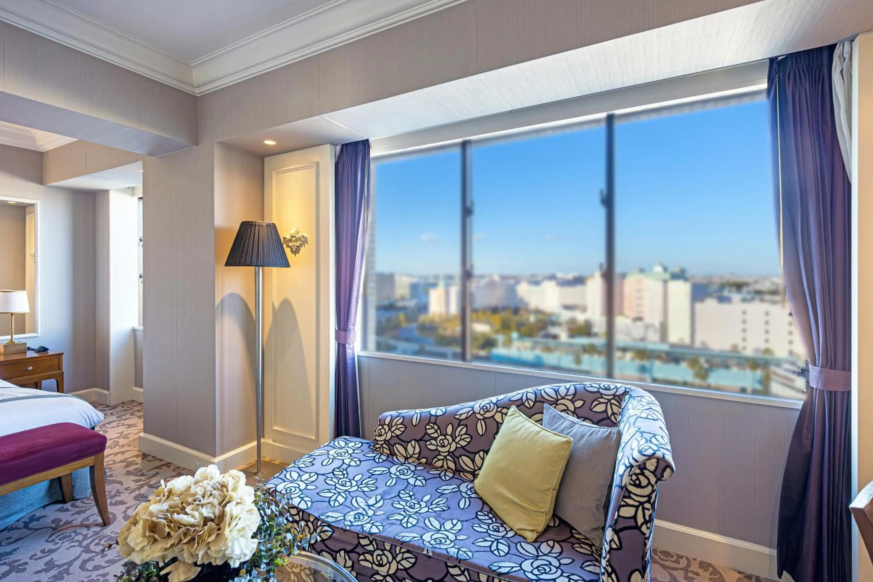 Photo of the whole room, Bed in Hotel Okura Tokyo Bay