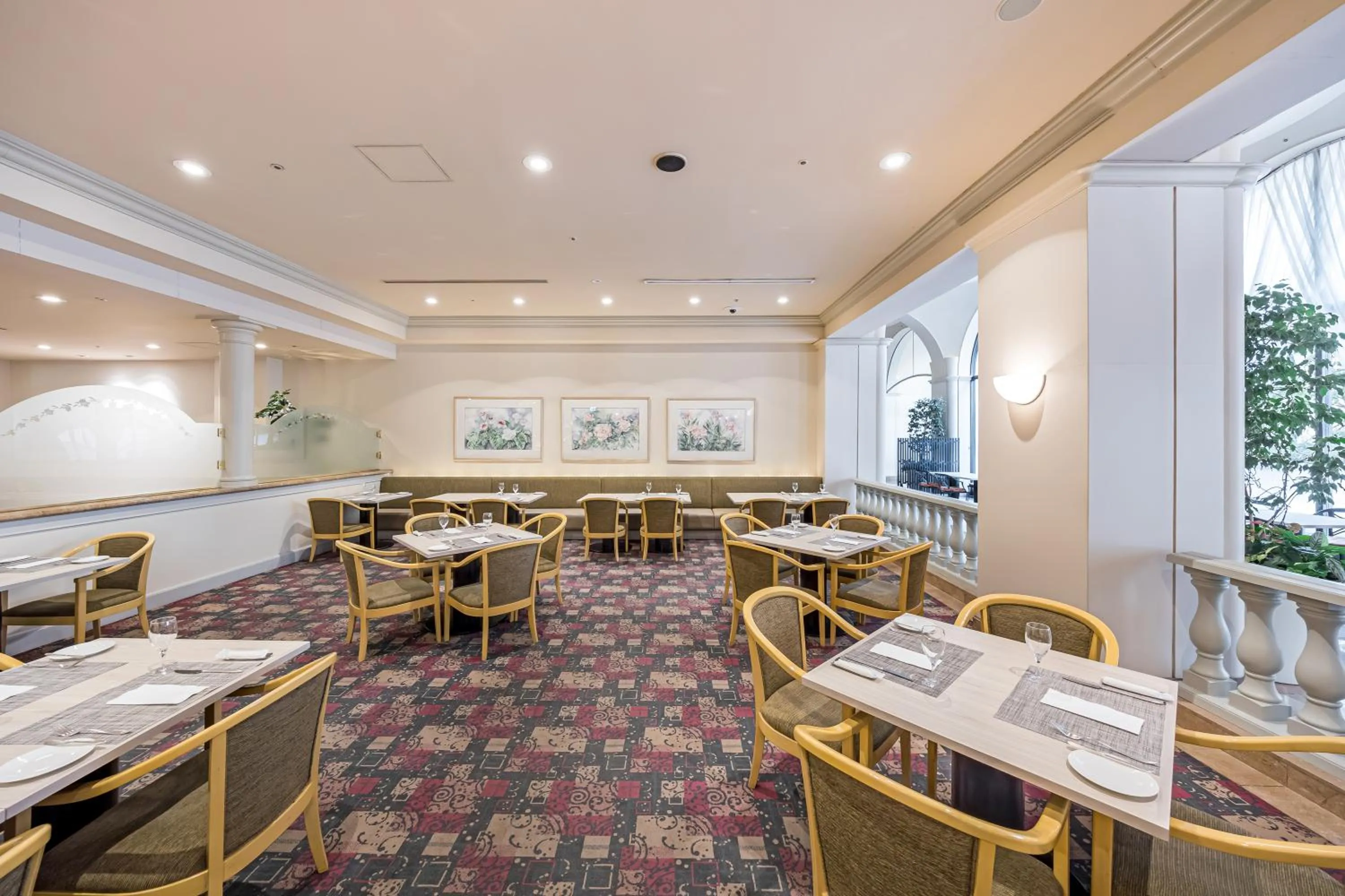 Restaurant/places to eat in Hotel Okura Tokyo Bay