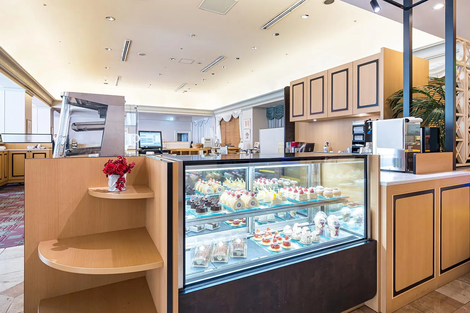 Restaurant/places to eat in Hotel Okura Tokyo Bay