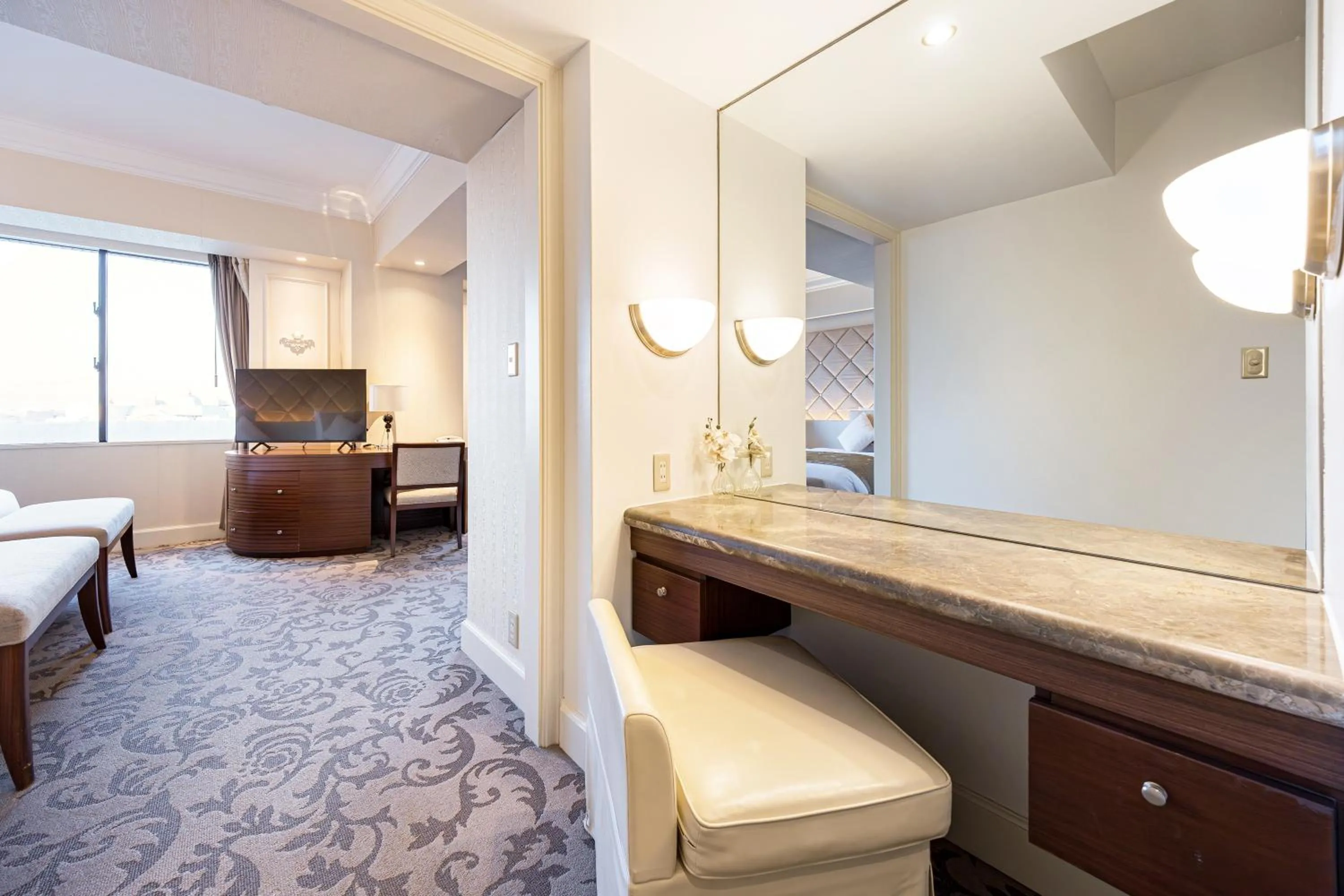 Photo of the whole room, Bed in Hotel Okura Tokyo Bay