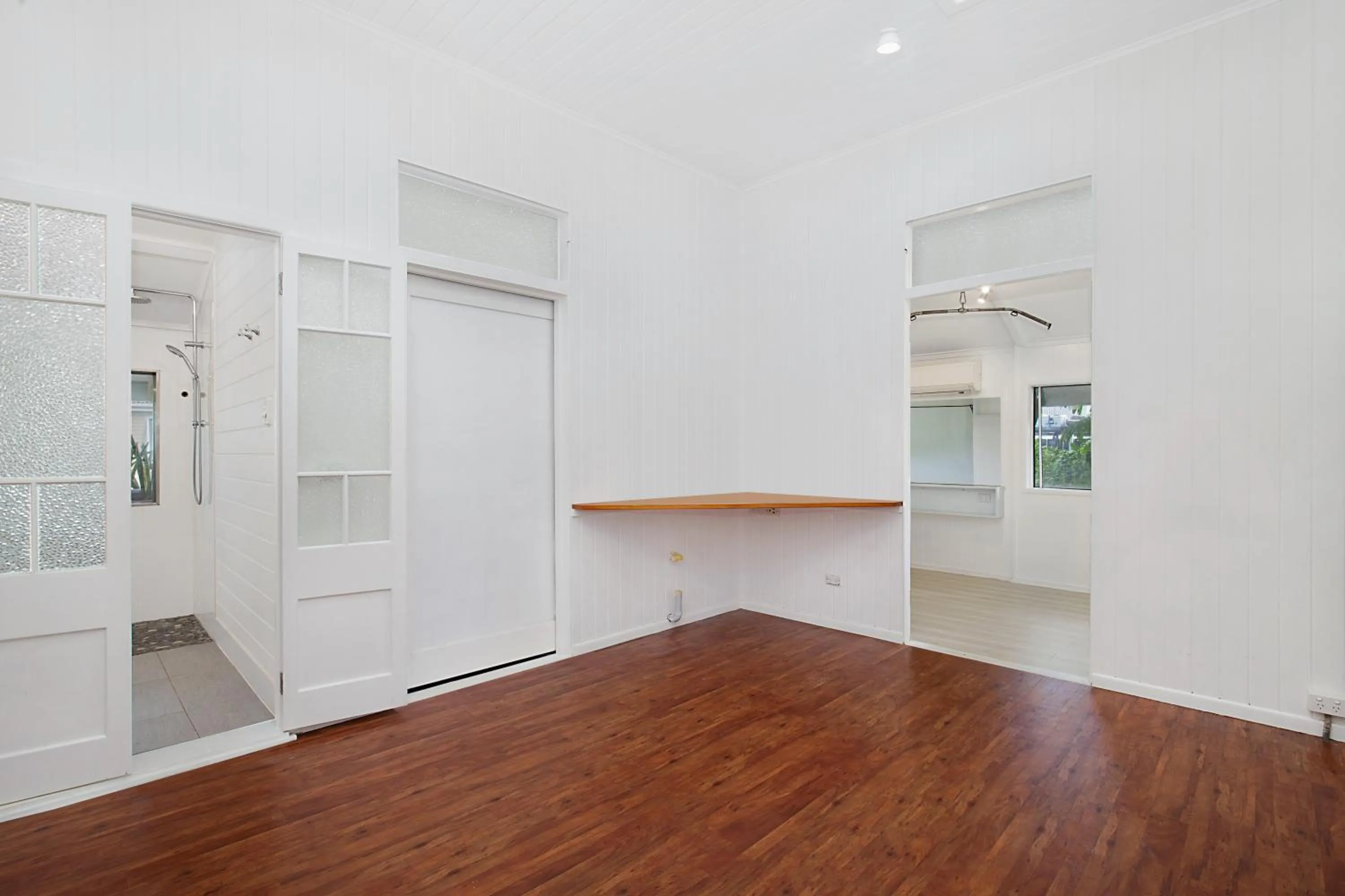 Living room in Gladstone Backpackers