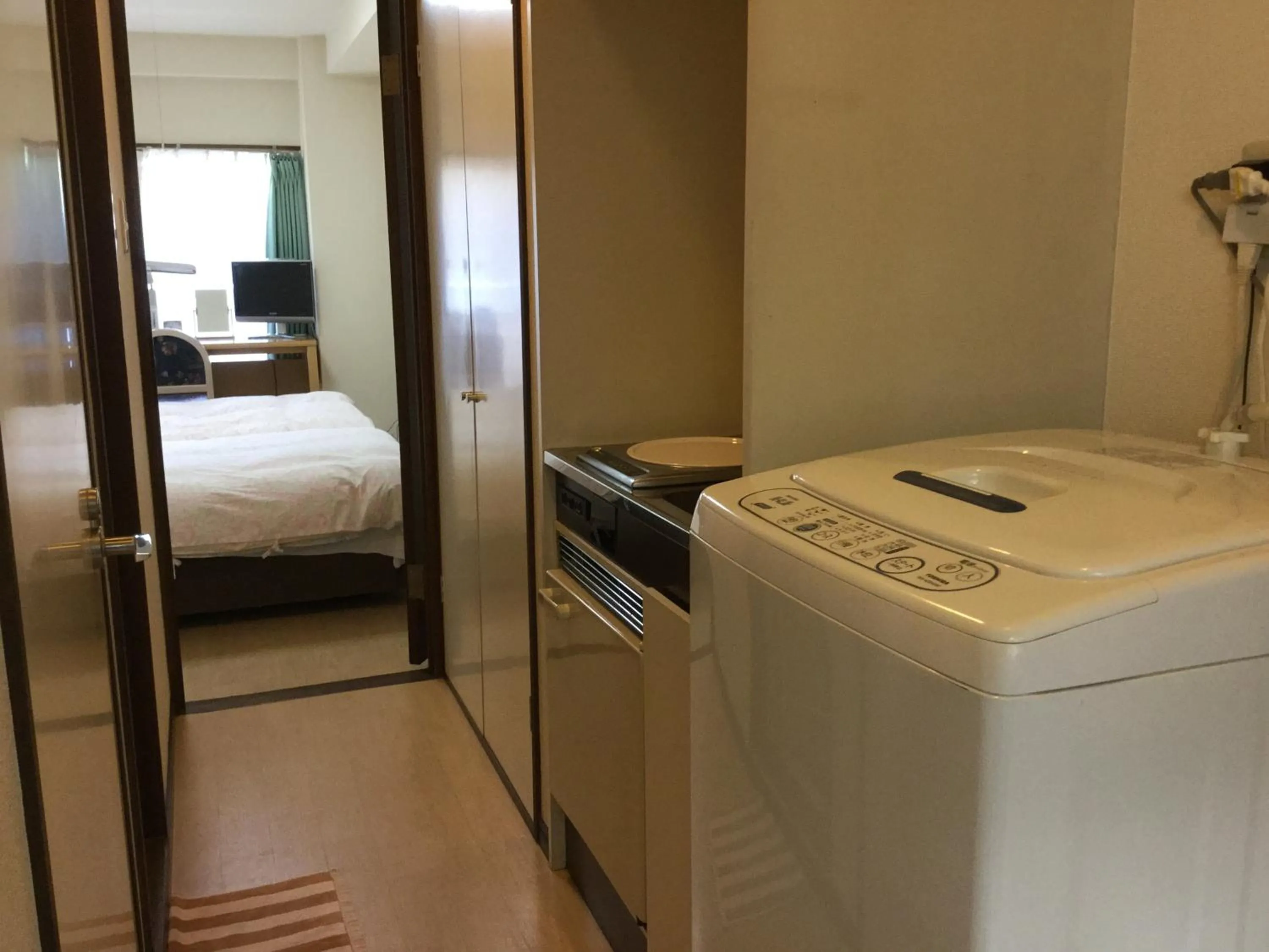 Bed in Business Inn Grandeur Fuchu