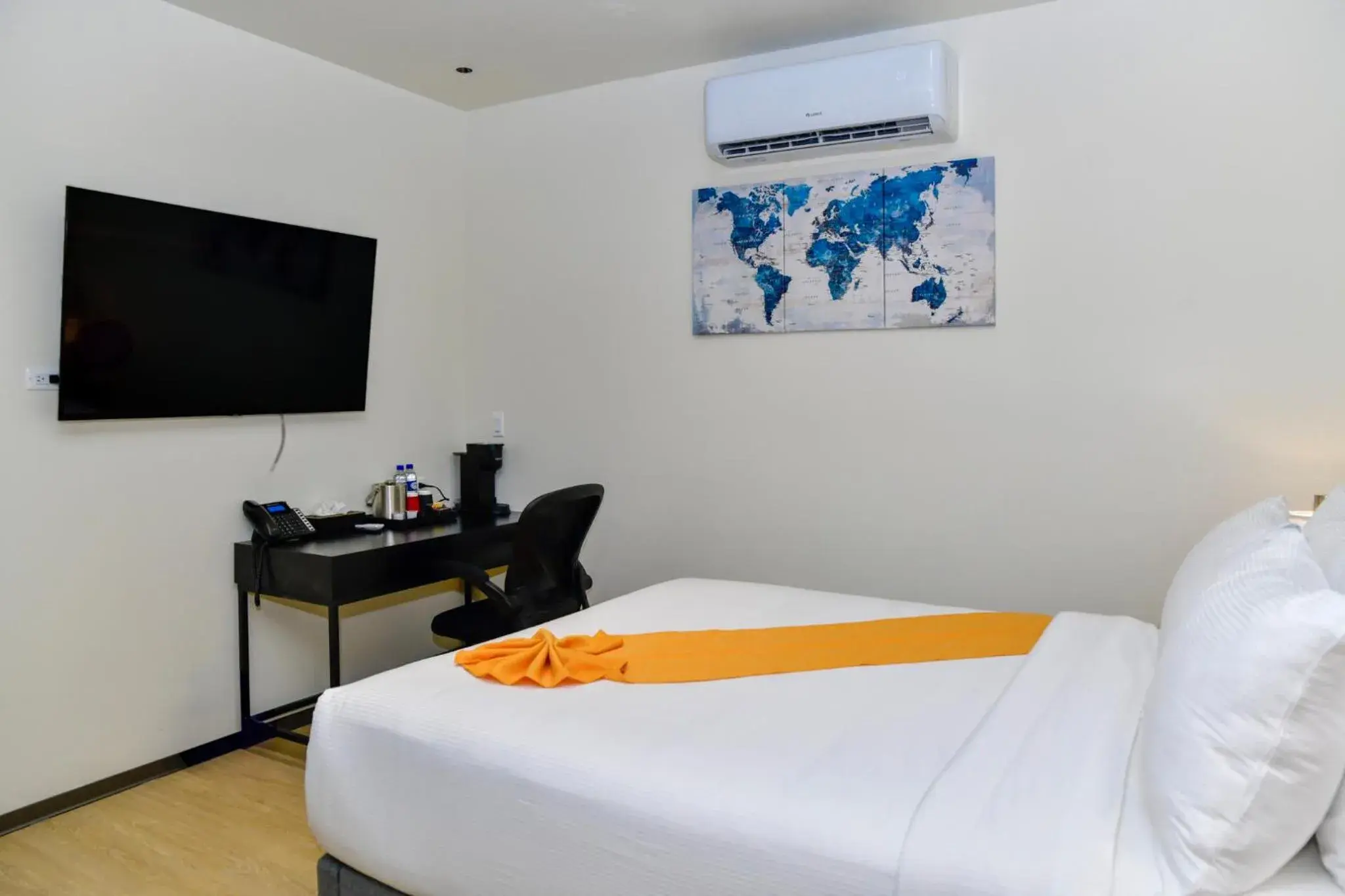 Economy Double or Twin Room in Grand Resort & Residences Economy Double or Twin Room in Grand Resort & Residences