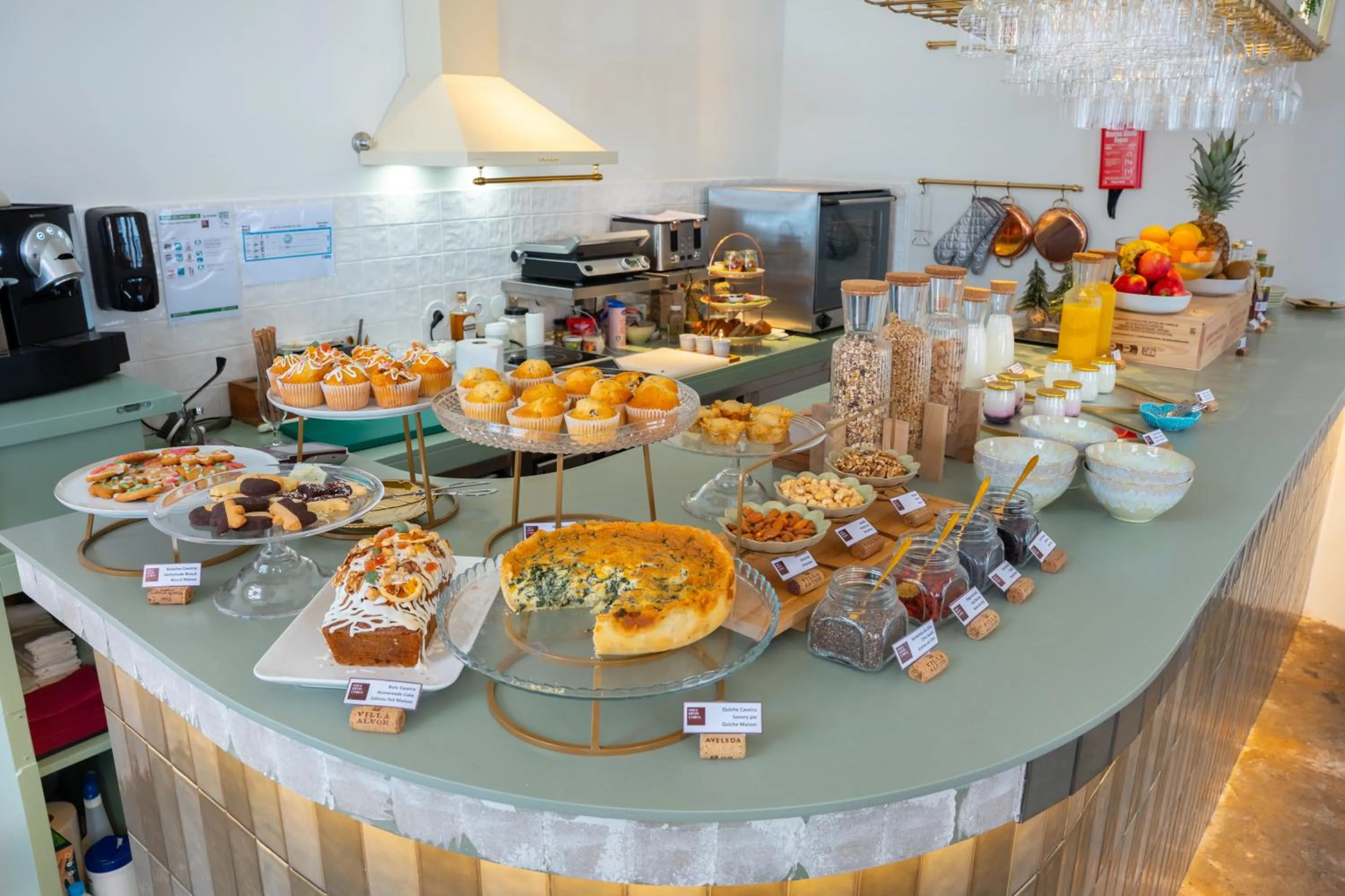 Breakfast in Once Upon Lisboa