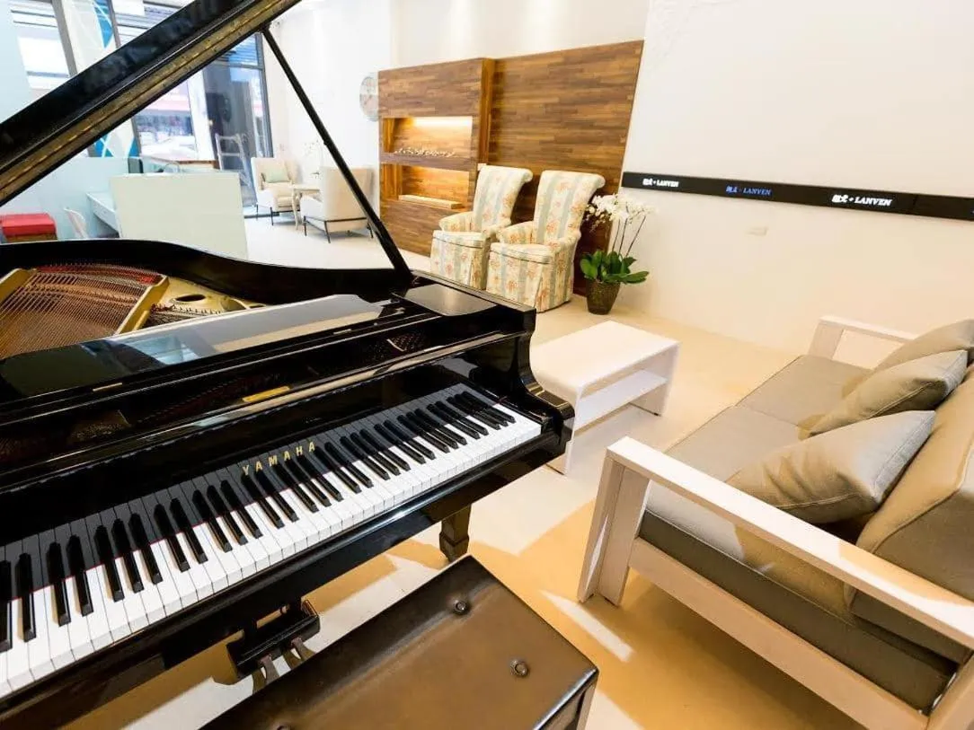 Living room in Lanven Art House