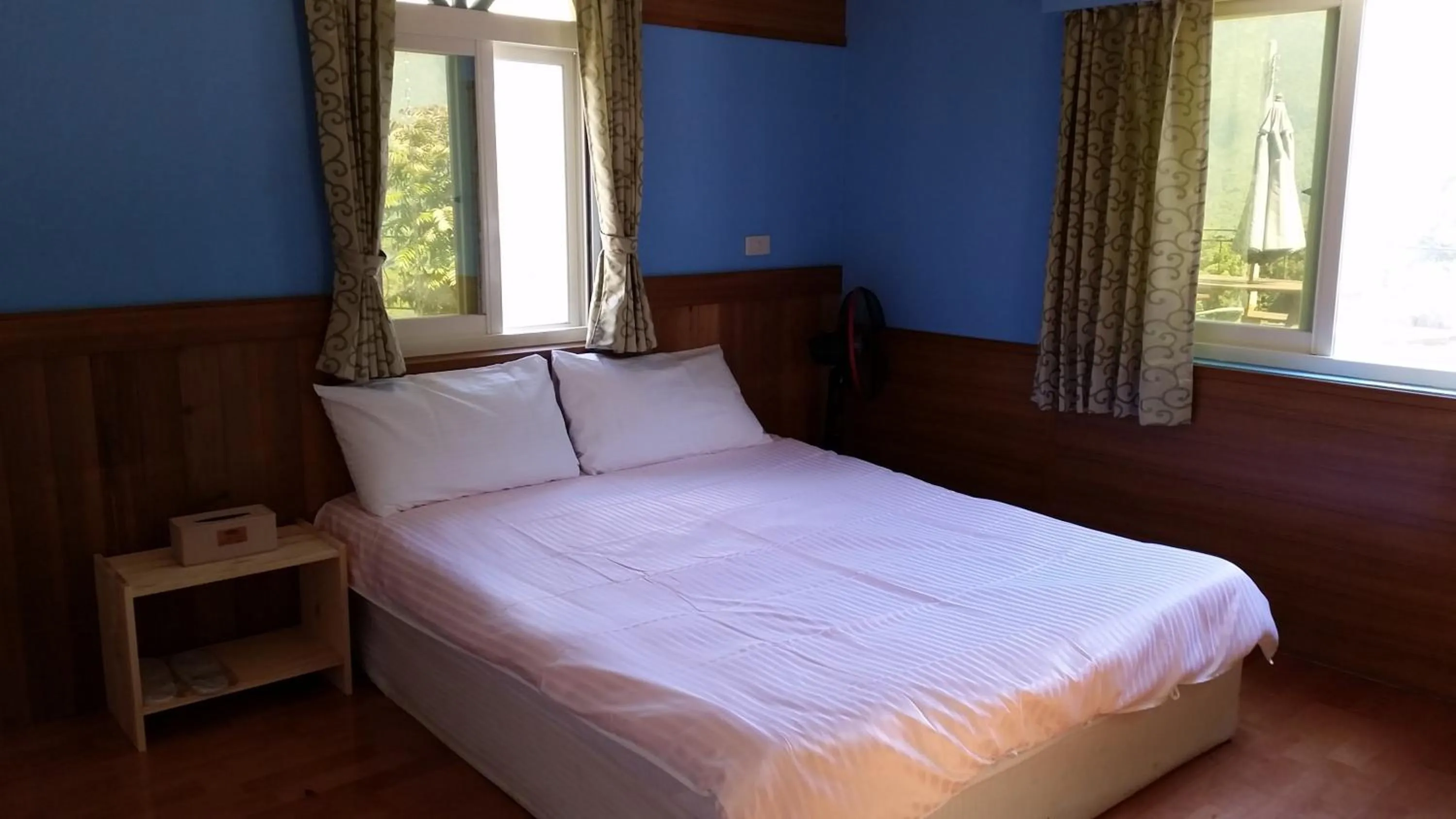 bunk bed, Bed in Qingjing Xiaozhu